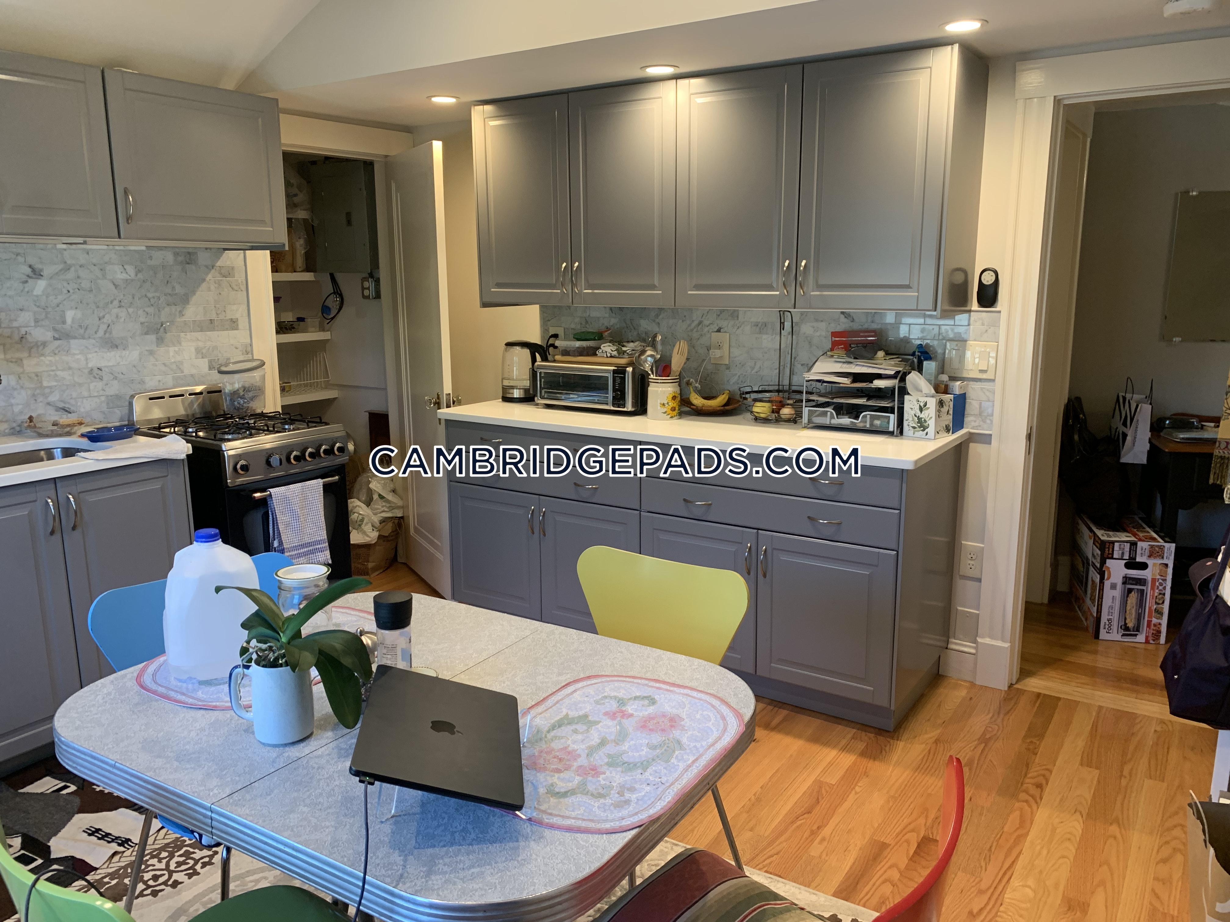 18 Kimball St, North Cambridge