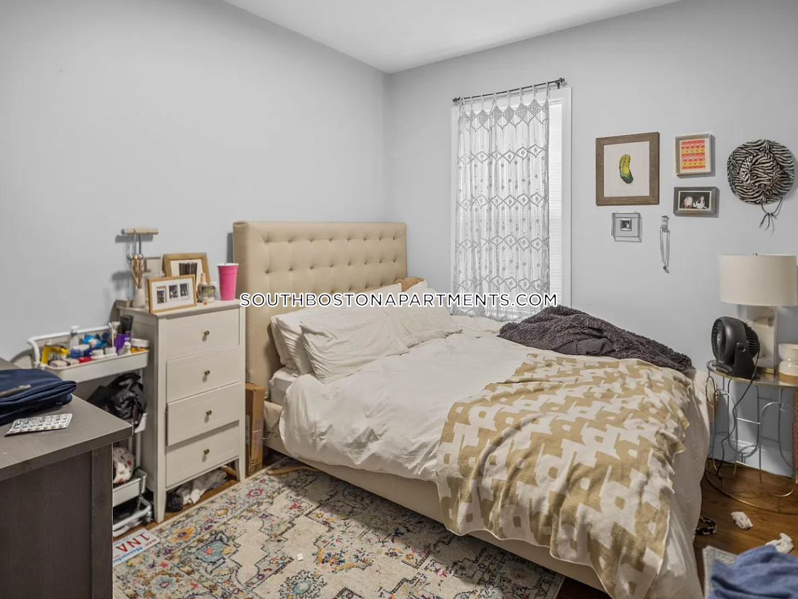 726 2nd St, South Boston