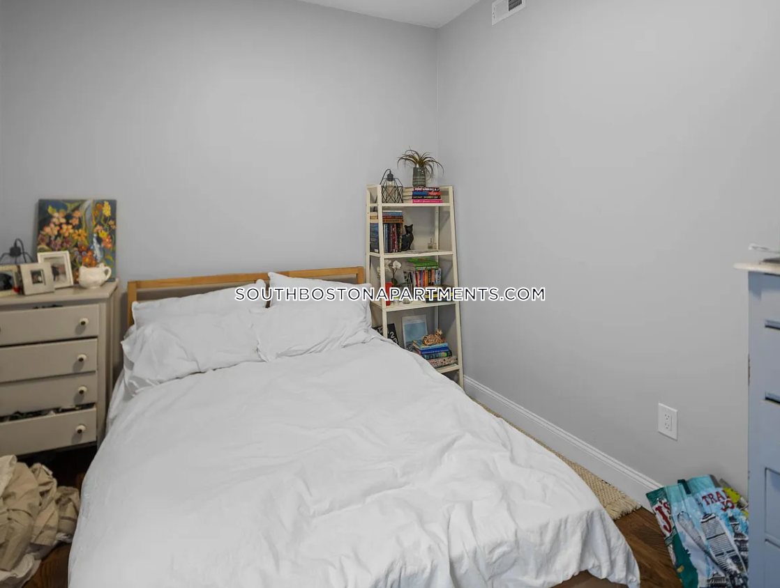 726 2nd St, South Boston