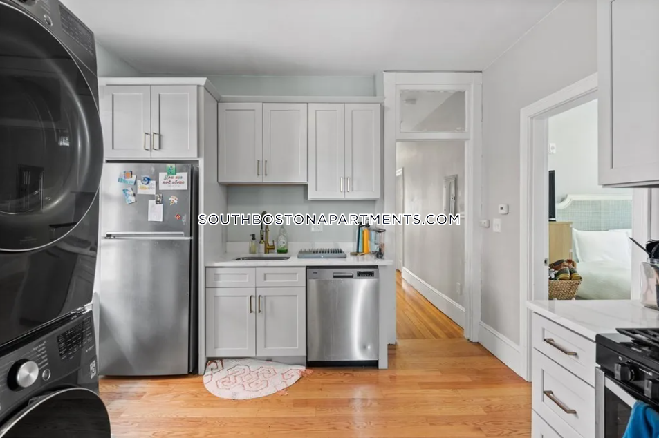 247 L St, South Boston