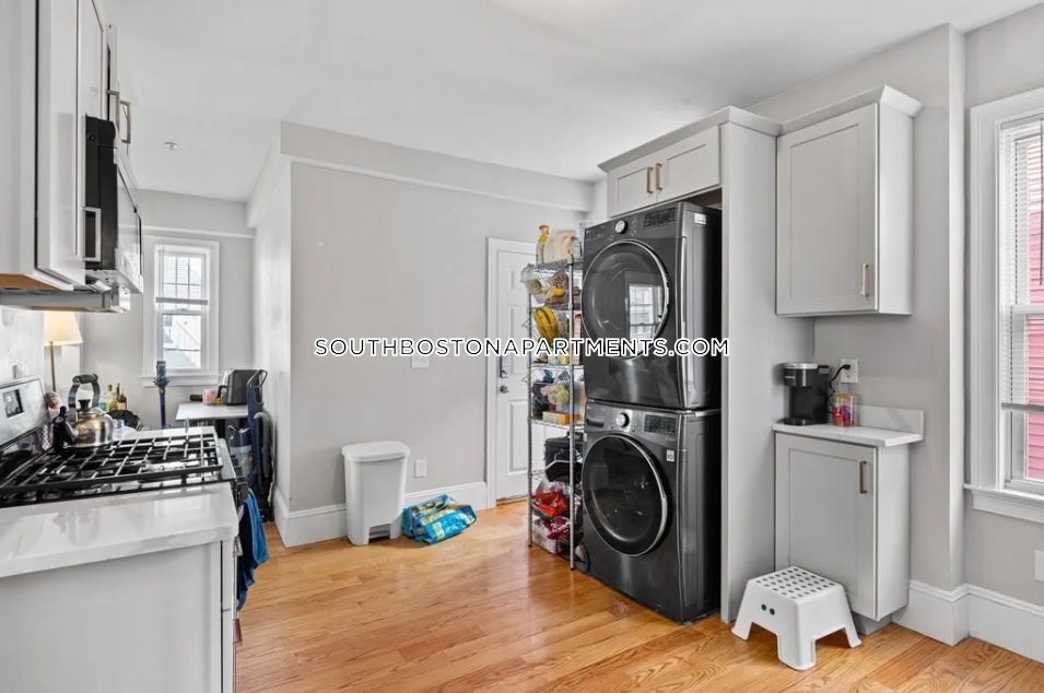 247 L St, South Boston