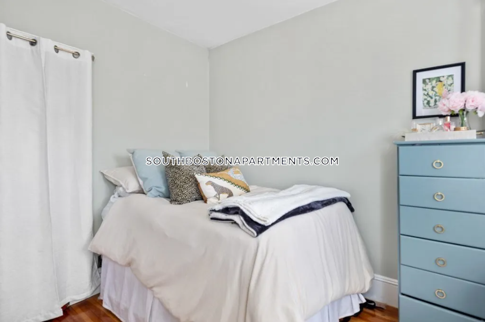 247 L St, South Boston