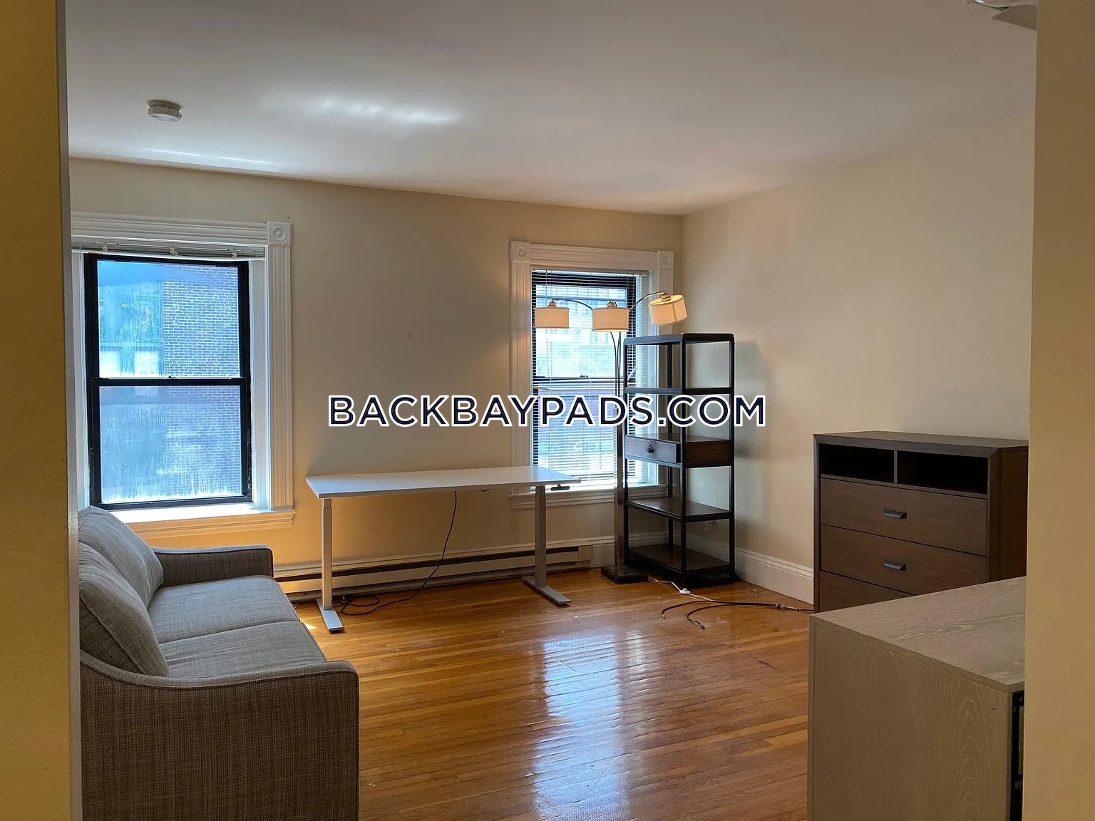 226 Newbury St, Back Bay