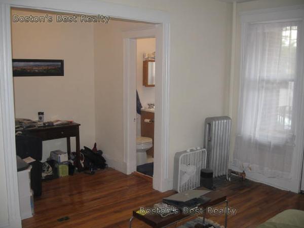 28 Quint Ave, Allston