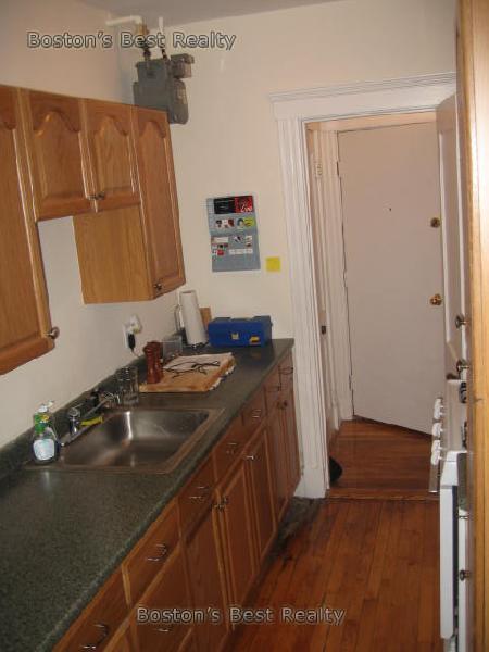 26 Commonwealth Ter, Brighton