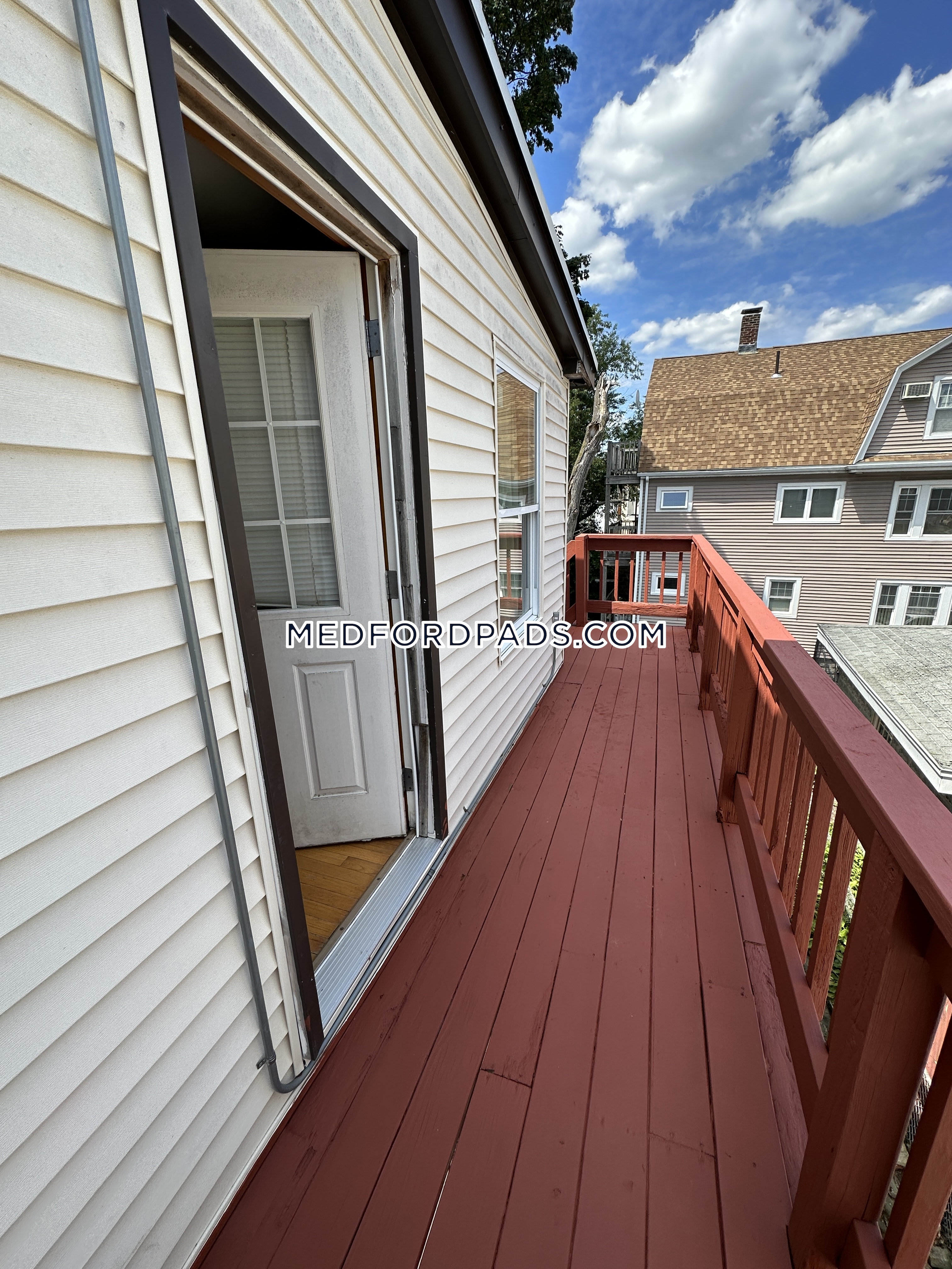 107 North St, Tufts University