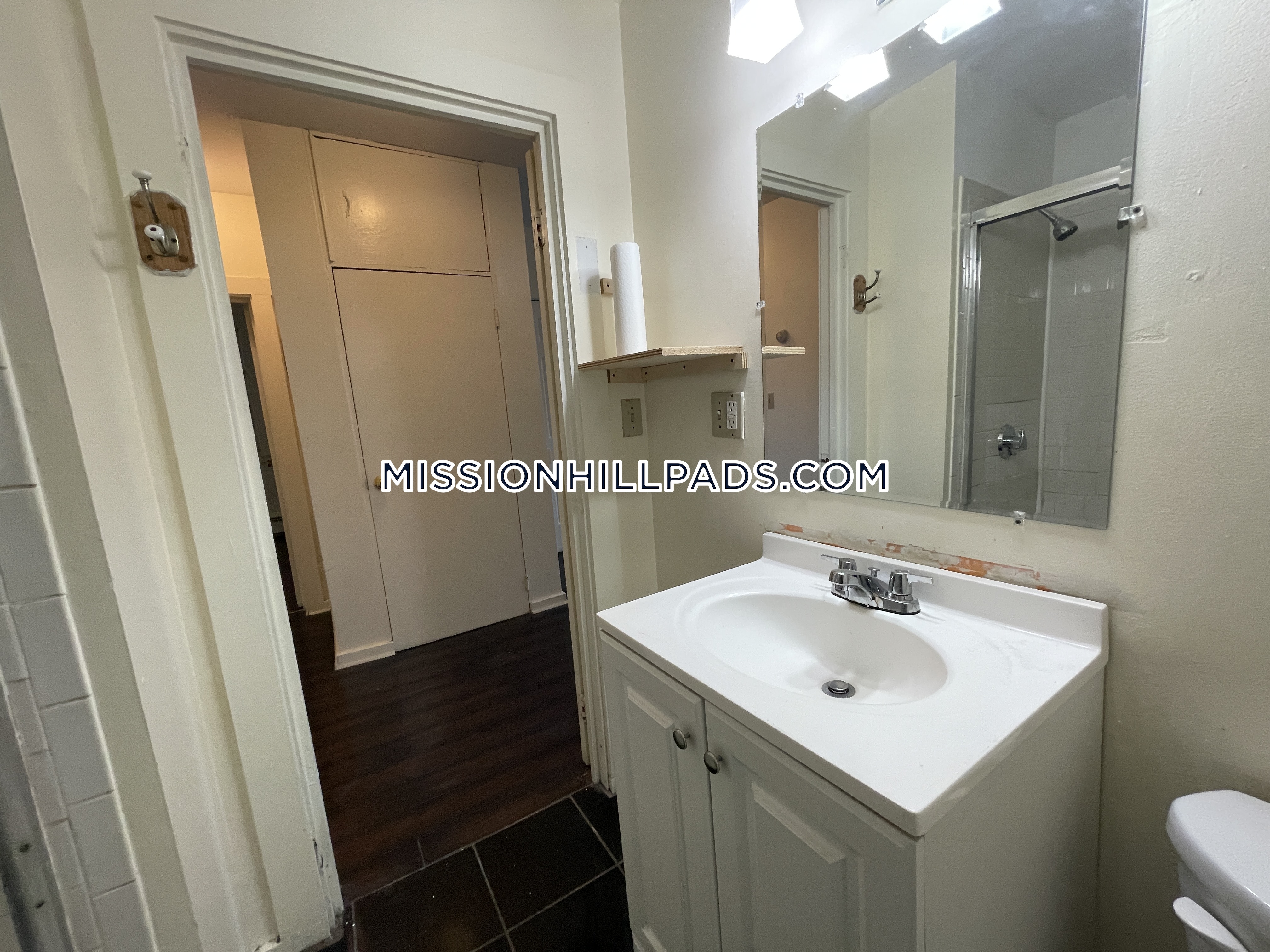 1576 Tremont St, Mission Hill