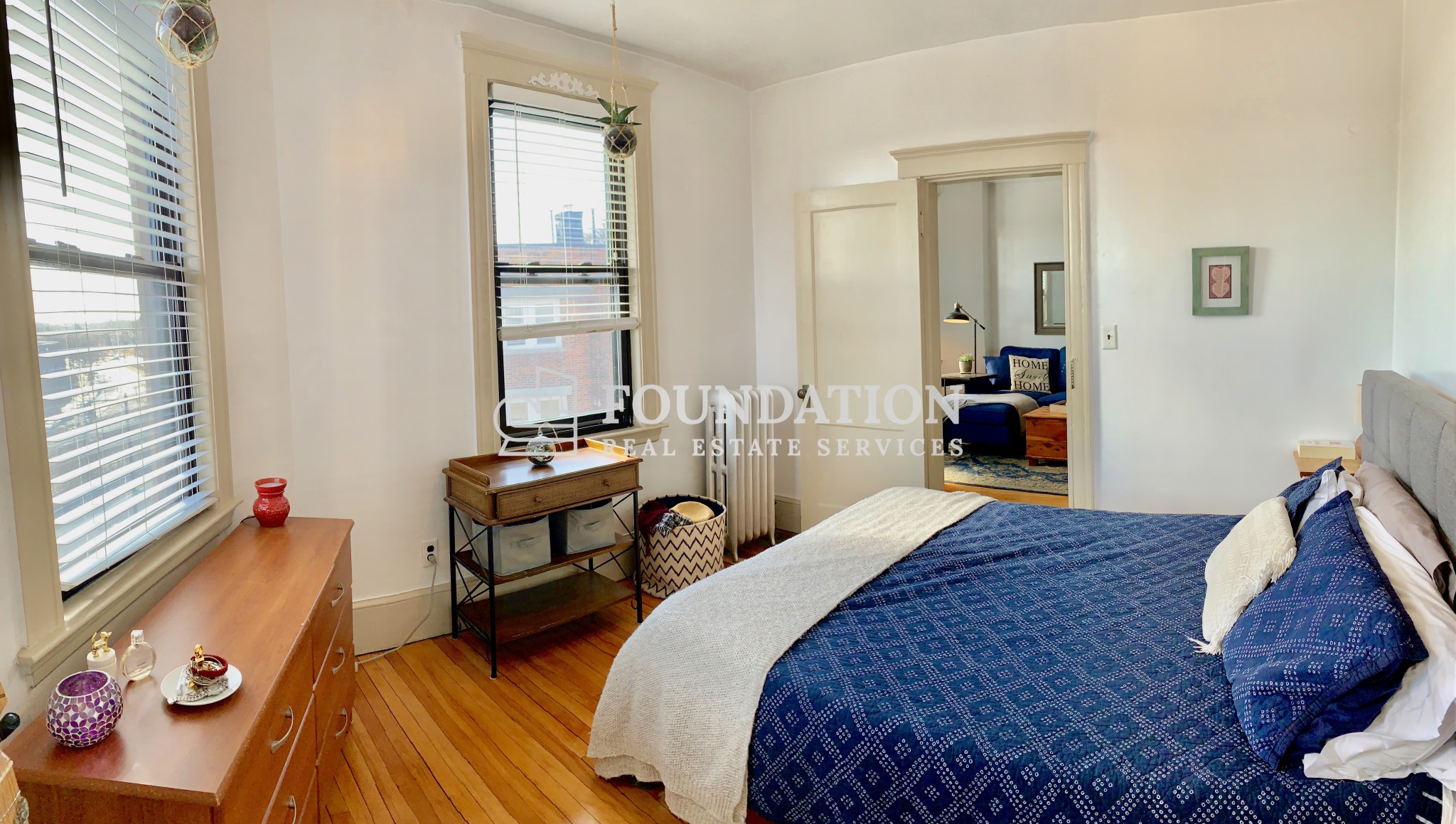 1697 Commonwealthave, Brighton