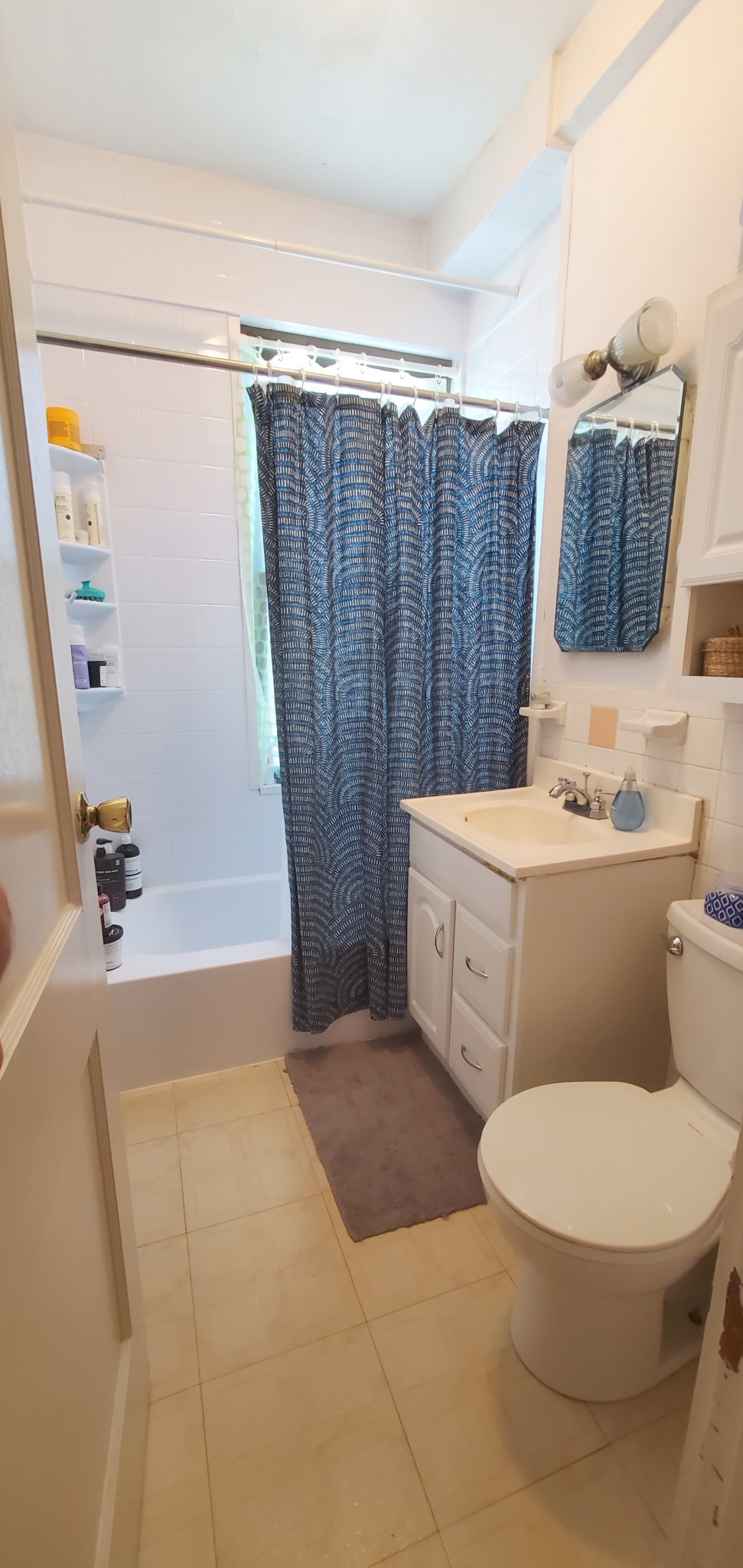 1697 Commonwealthave, Brighton