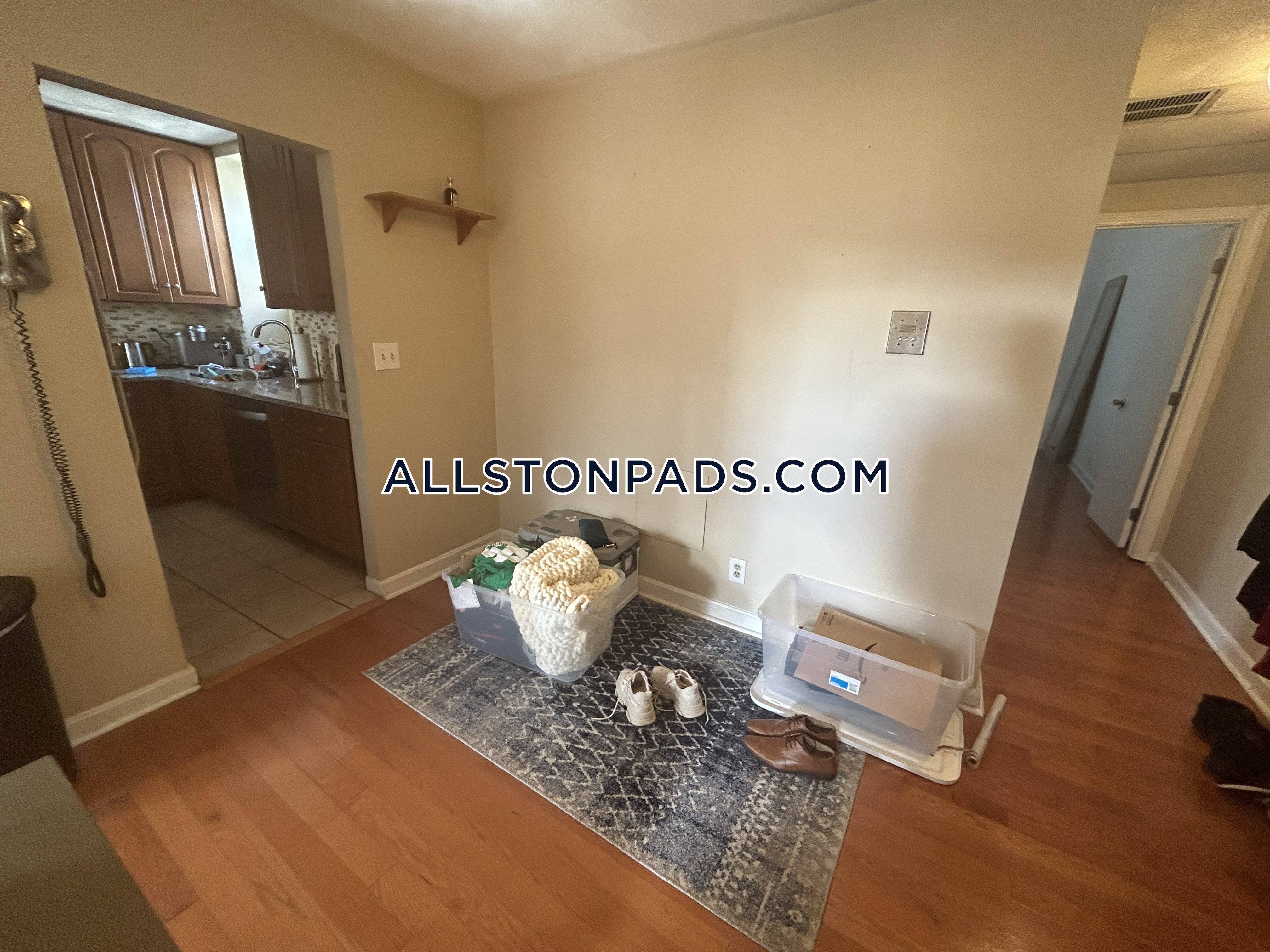 1423 Commonwealth Ave, Allston