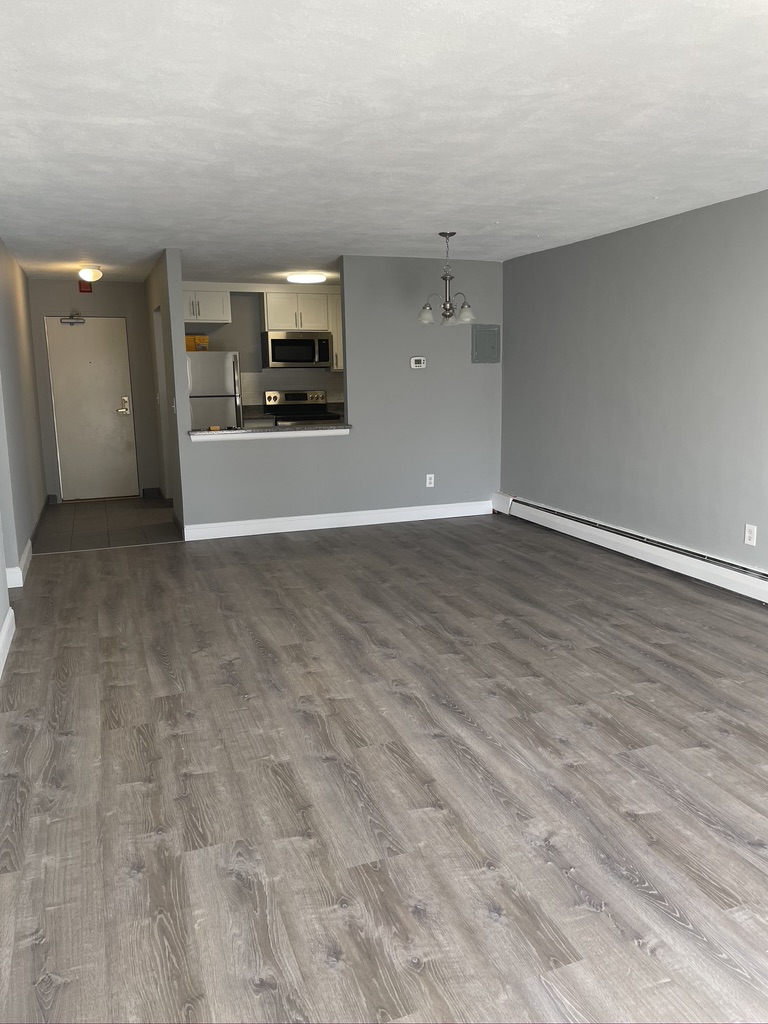 245 Main St, Watertown