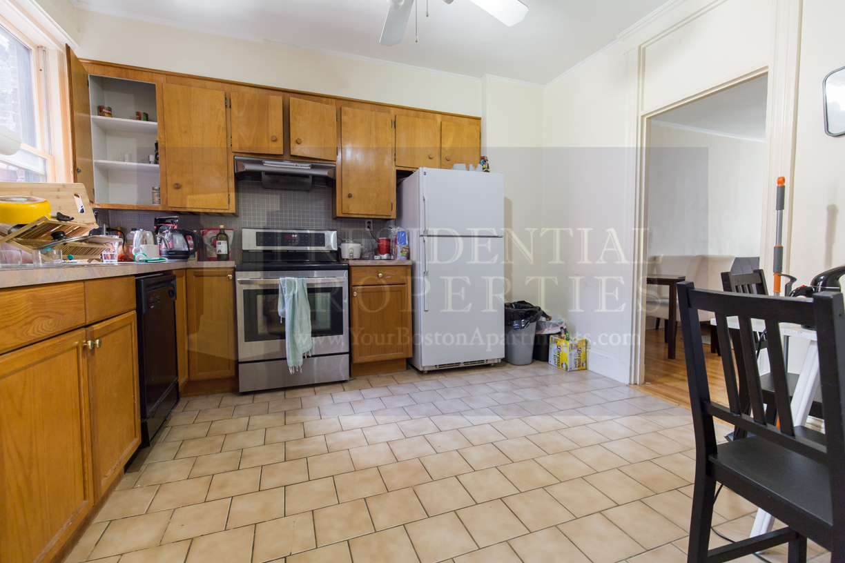 61 Myrtle St, Beacon Hill