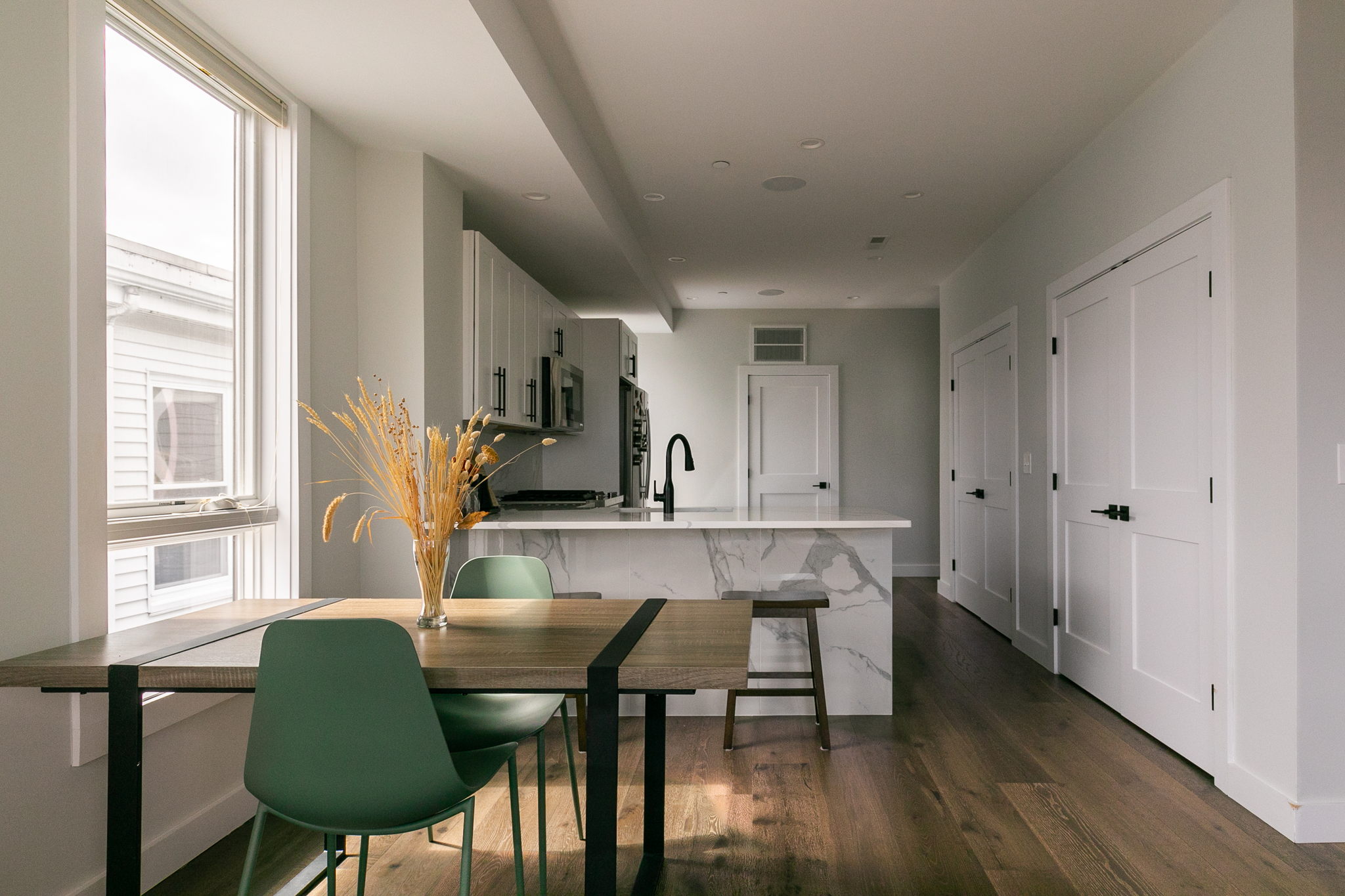 17 Chestnut Ave, Jamaica Plain