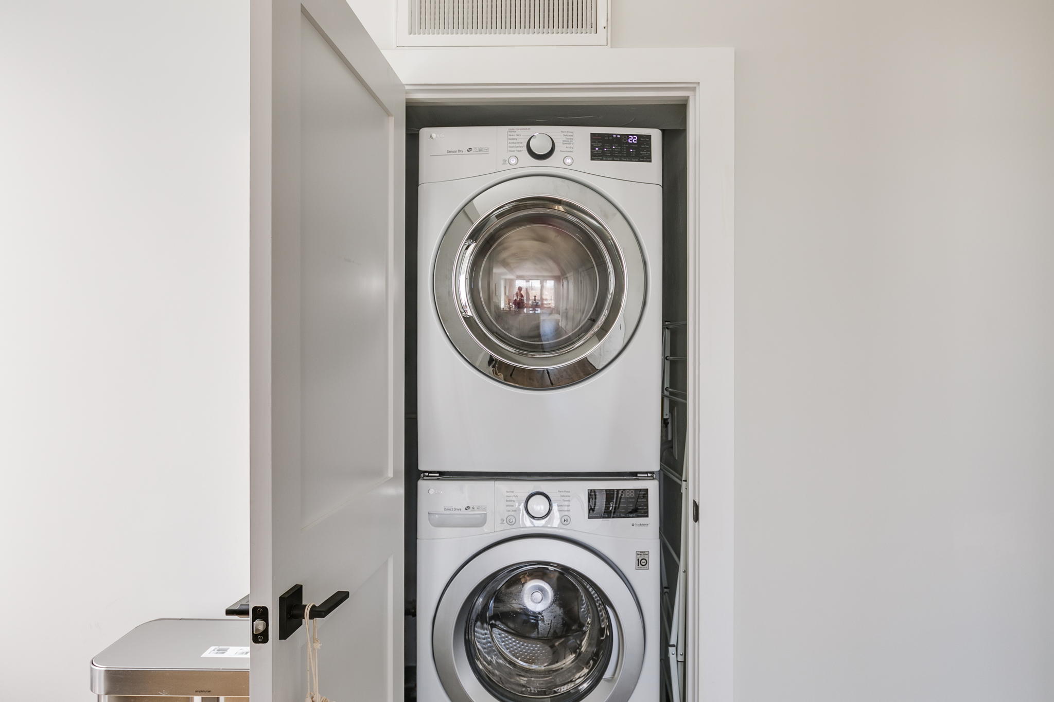 17 Chestnut Ave, Jamaica Plain