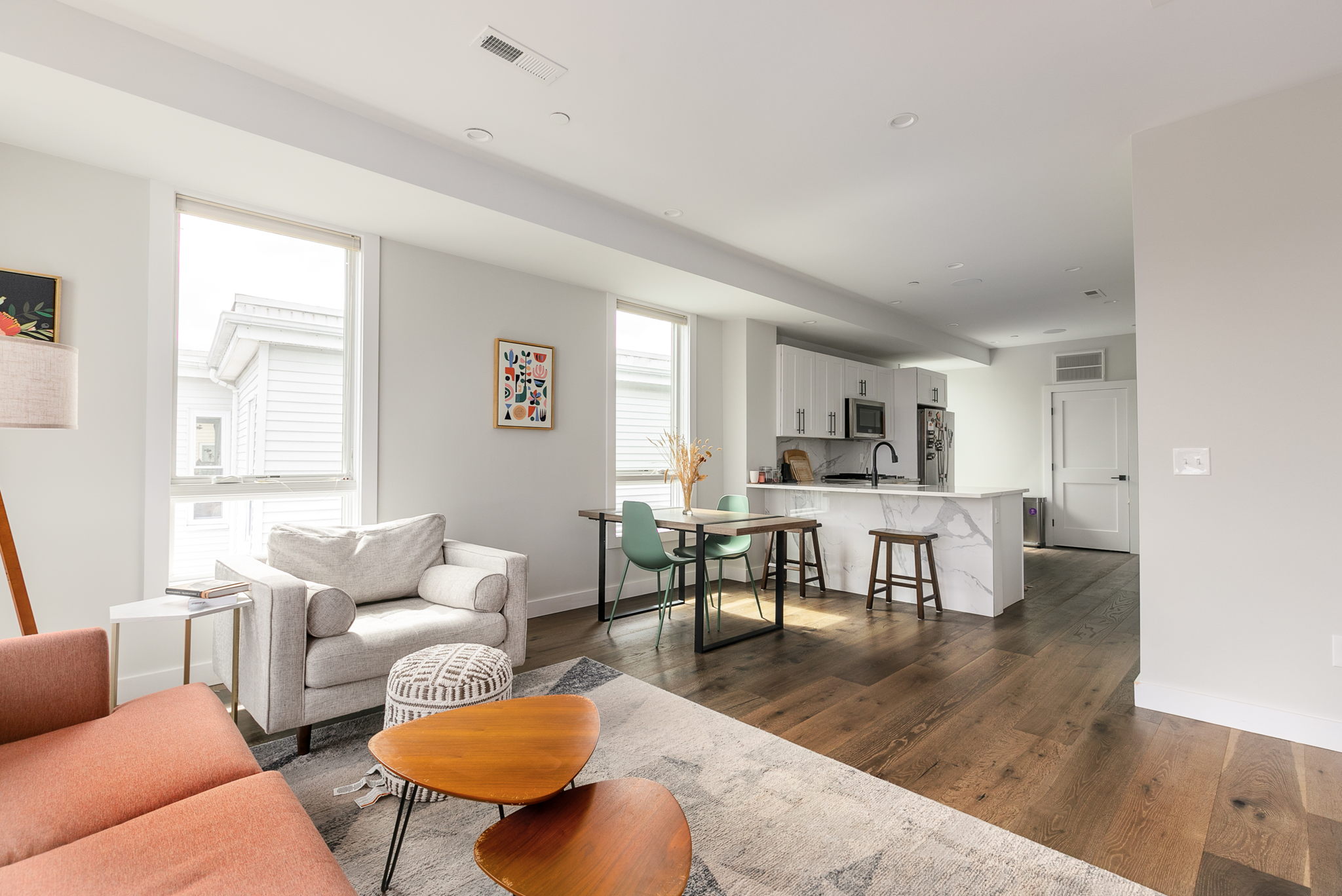 17 Chestnut Ave, Jamaica Plain