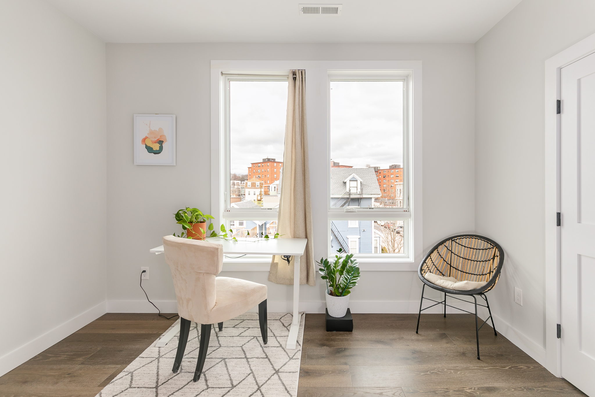 17 Chestnut Ave, Jamaica Plain