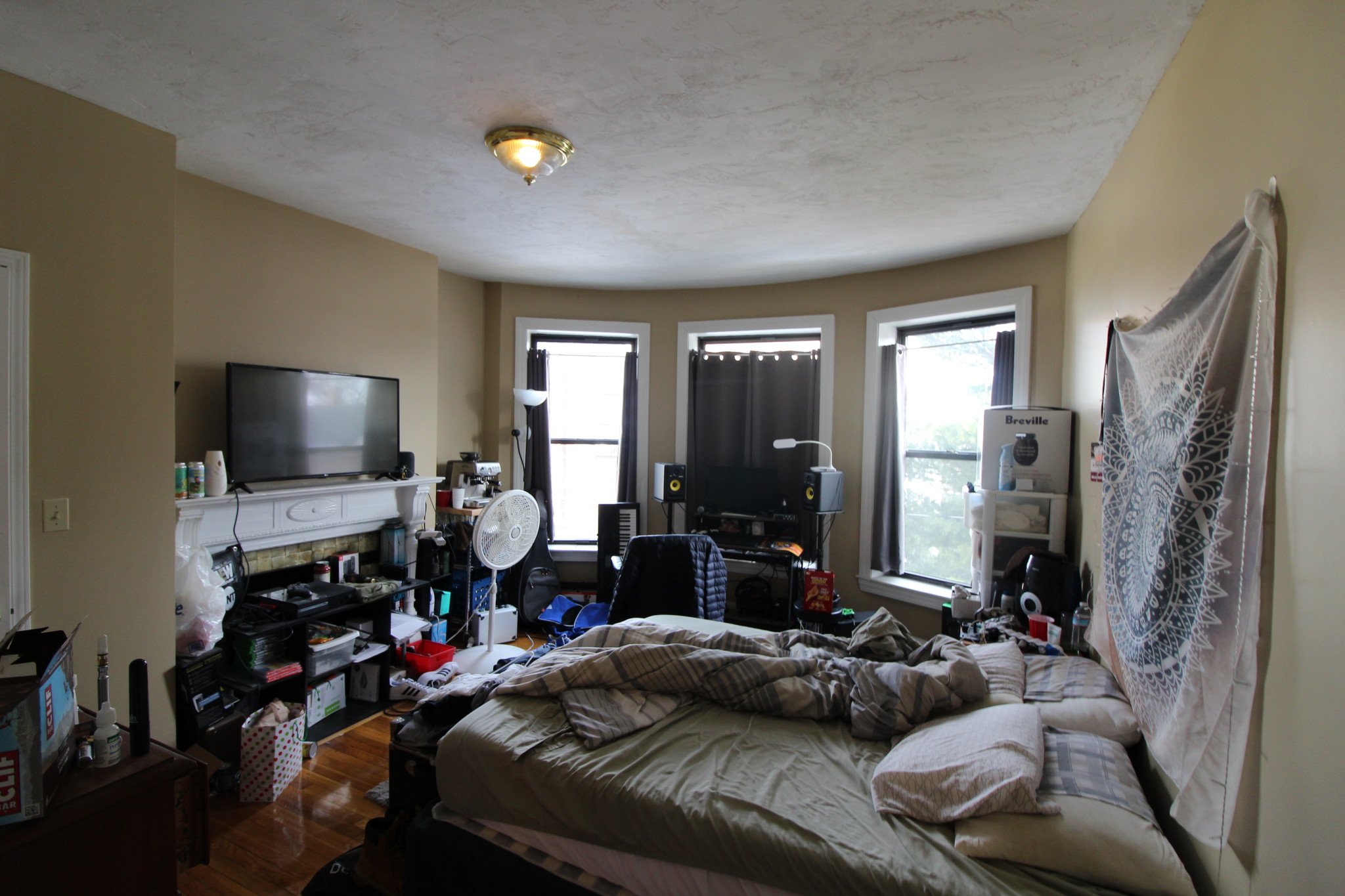 17 Highgate St, Allston