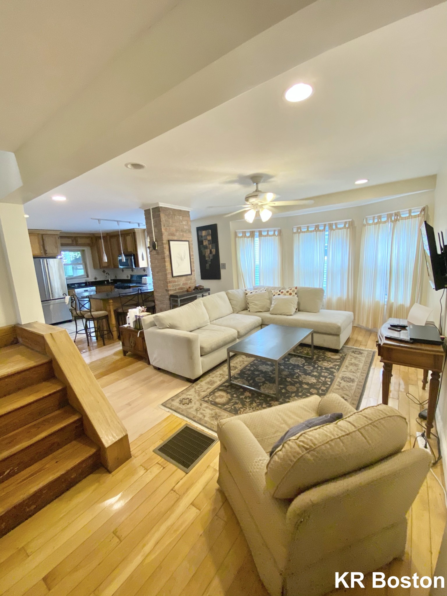 7 Holman St, Allston