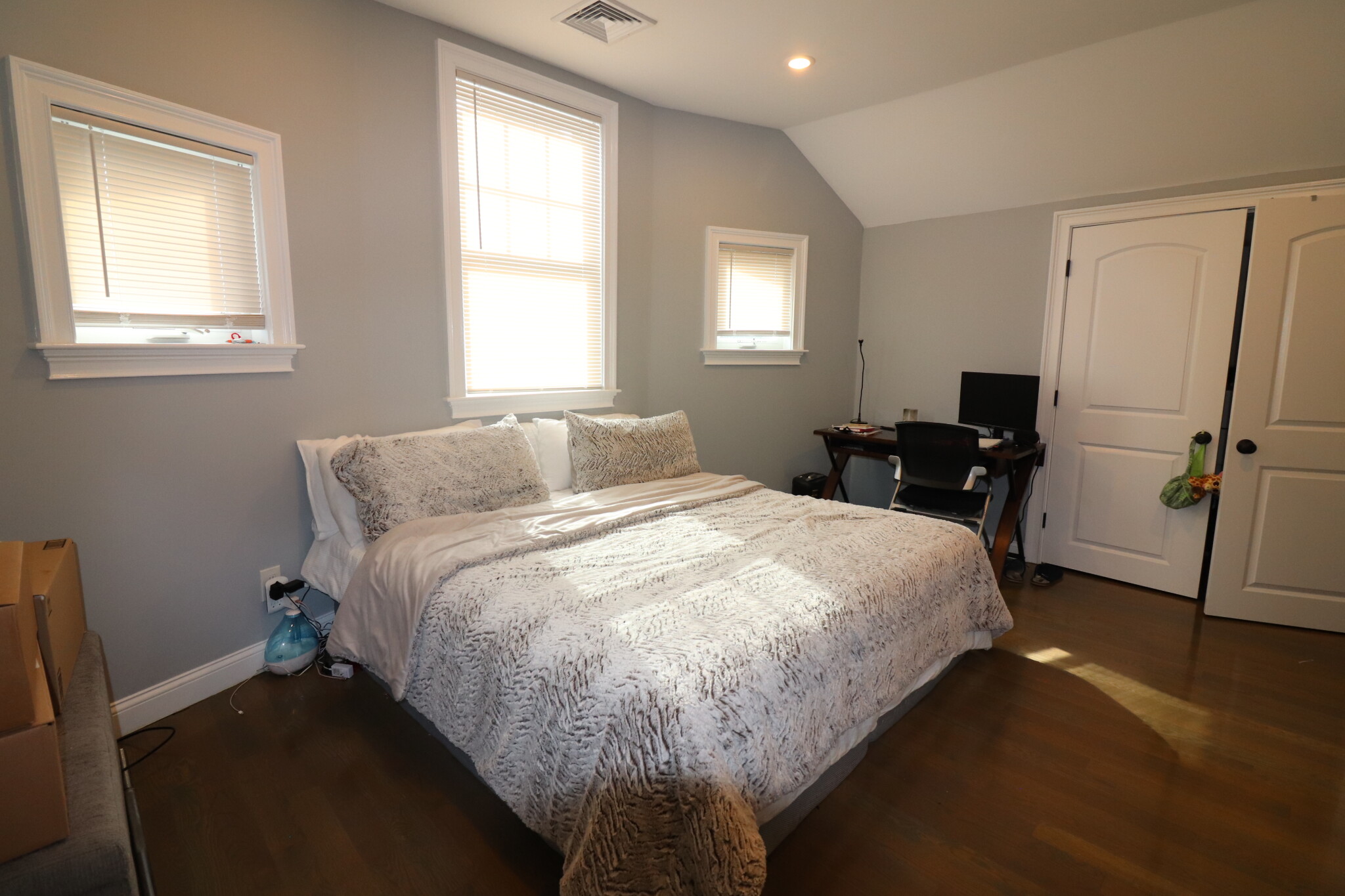 17 Walk Hill St, Jamaica Plain