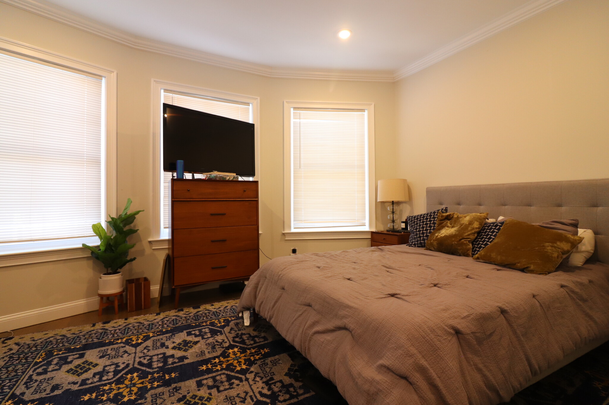 47 Walk Hill St, Jamaica Plain