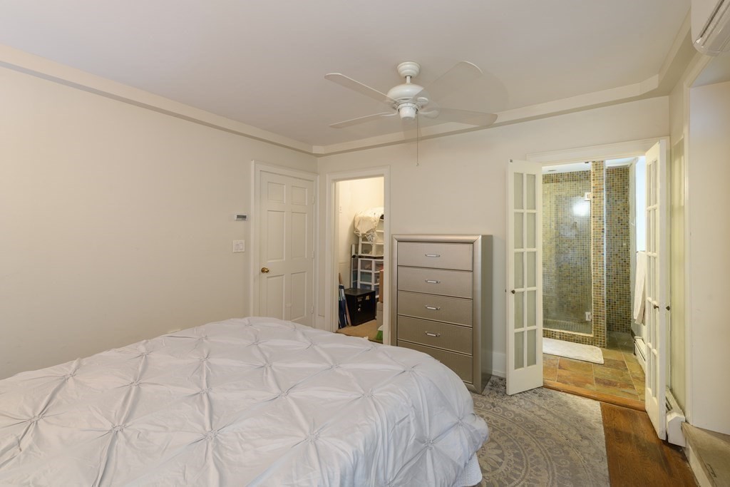 17 Holyoke St, South End