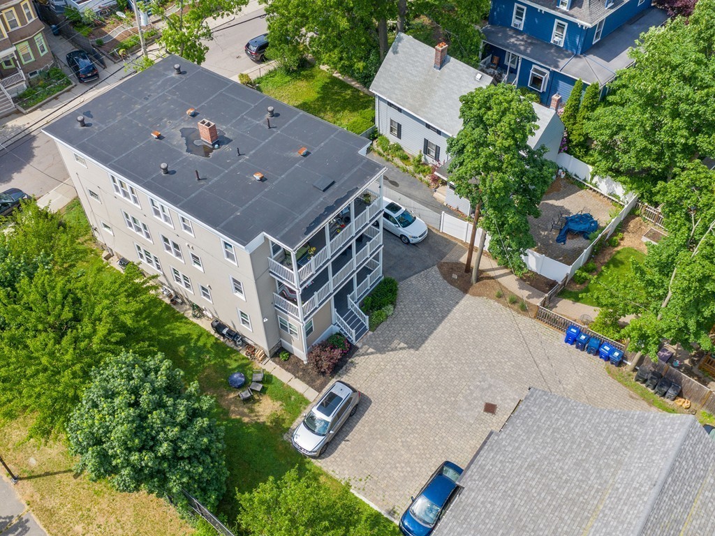 304 Lamartine St, Jamaica Plain