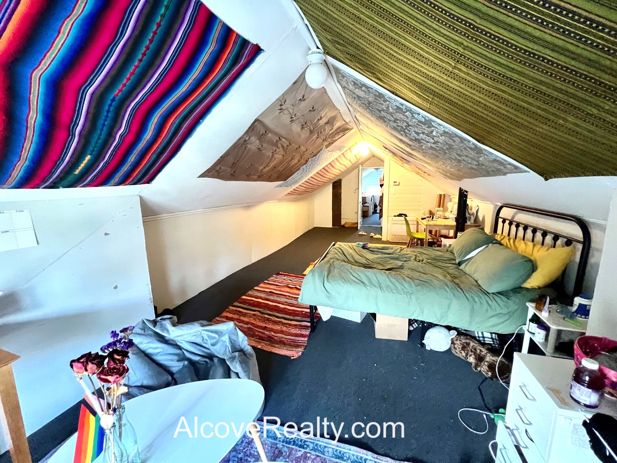 34 Leonard St, Davis Square