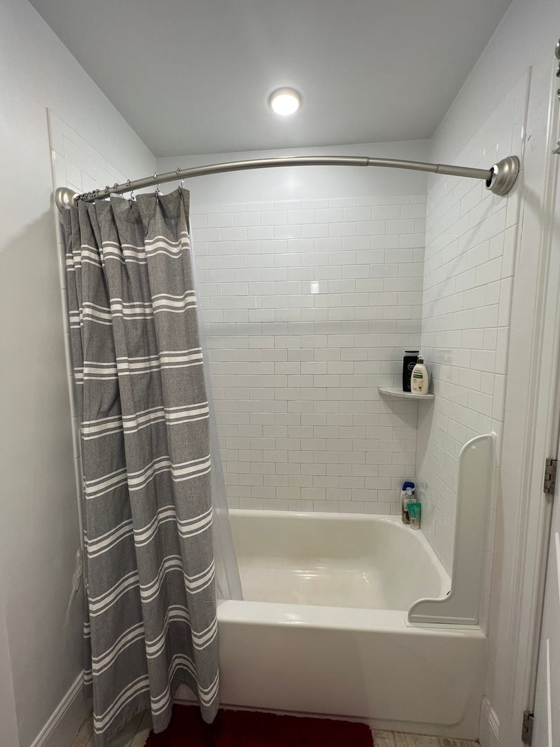 116 Holland St, Davis Square