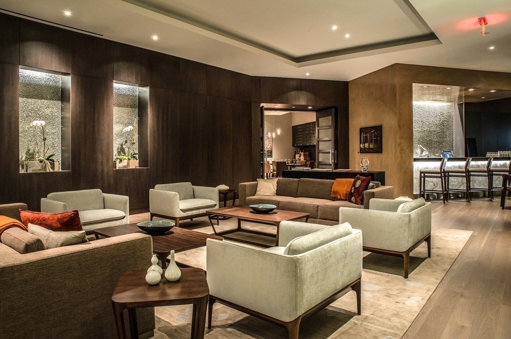 580 Washington St, Downtown