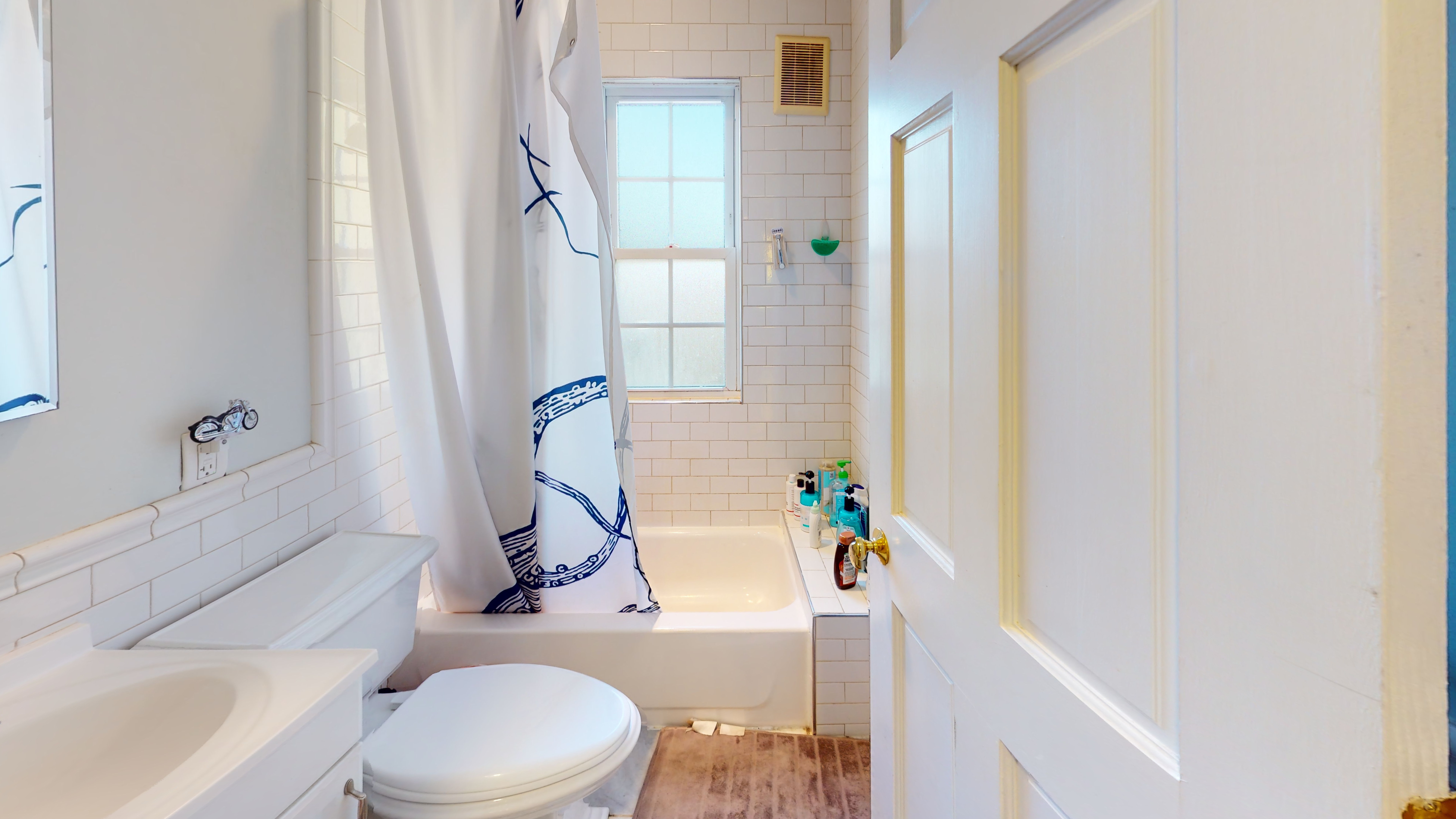 17 Upland Rd, Porter Square