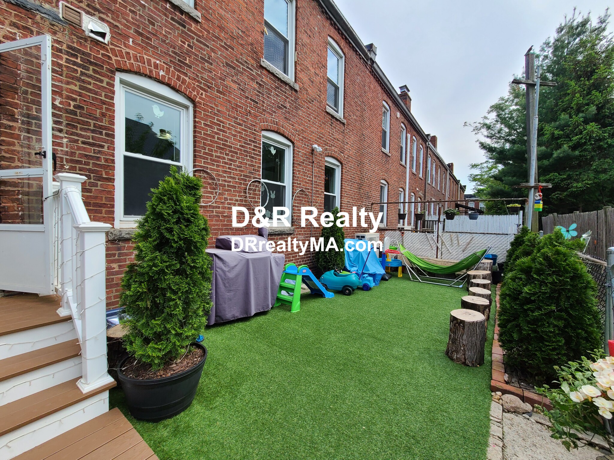 18 Holmes St, Allston