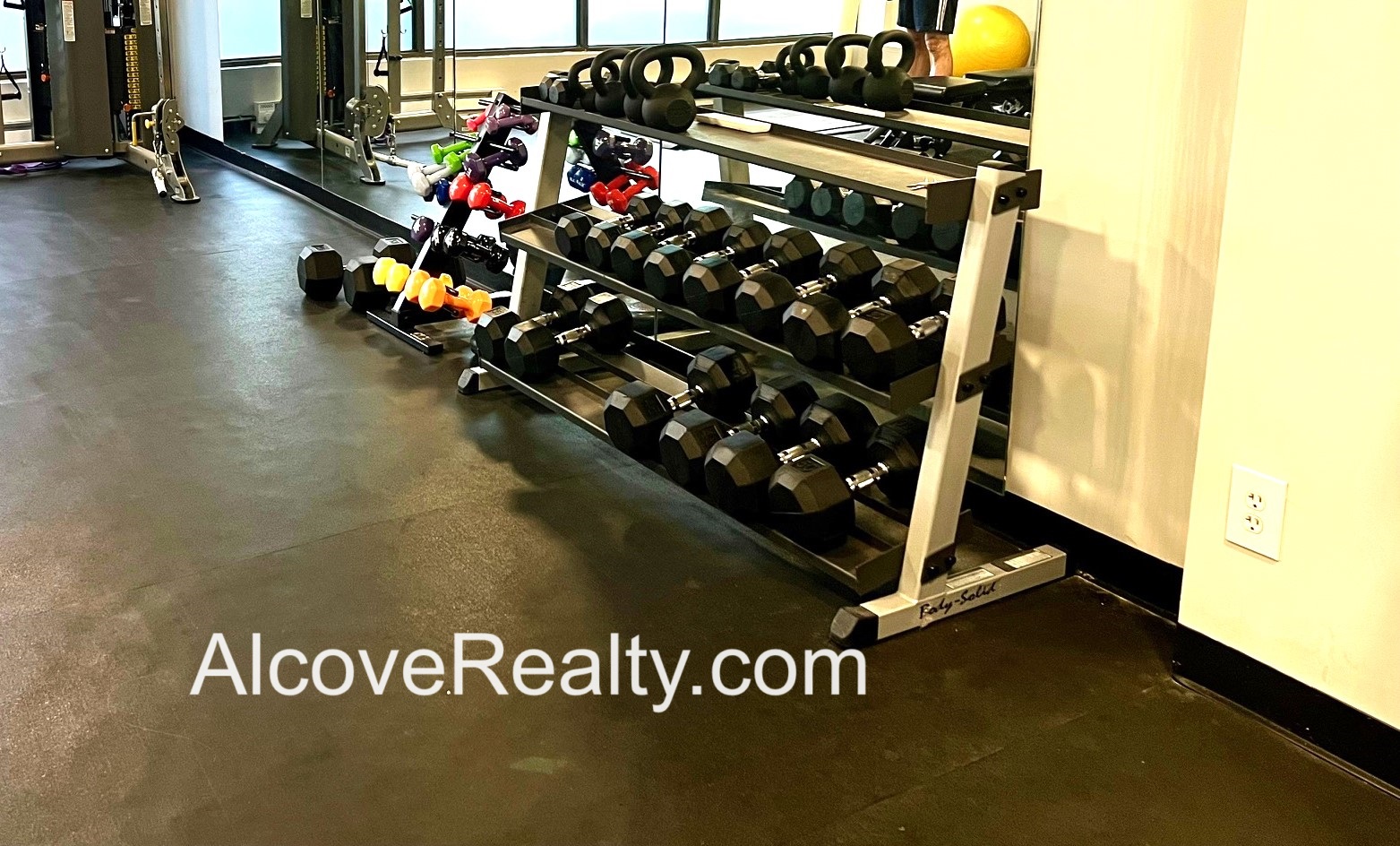 60 Pleasant St, Arlington