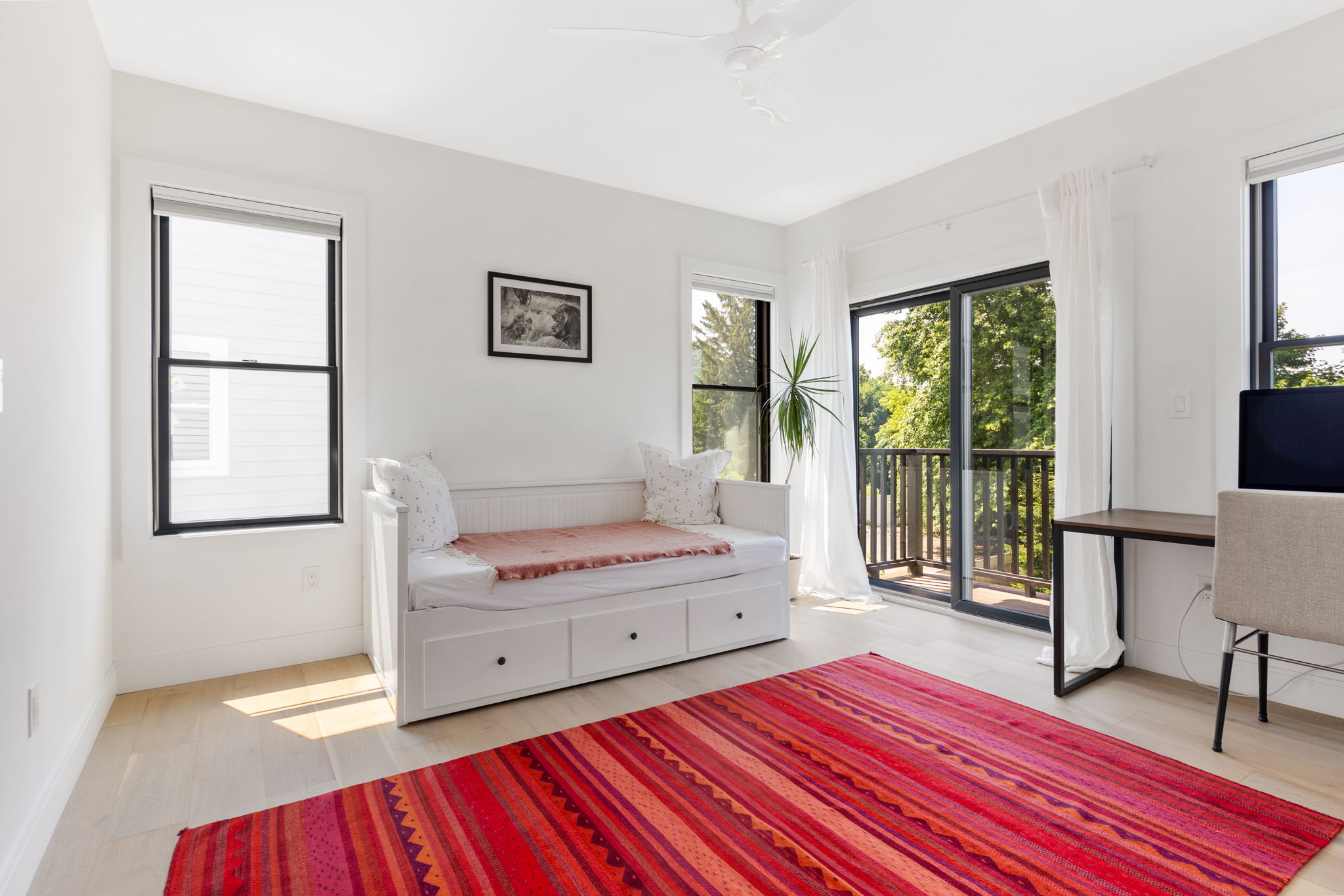 22 Belknap St, Arlington