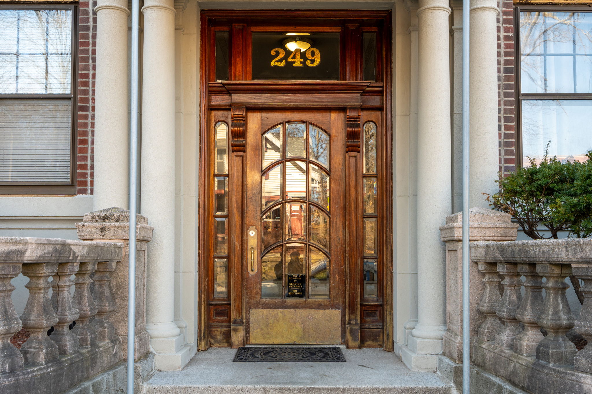 249 Chestnut Hill Ave, Brighton