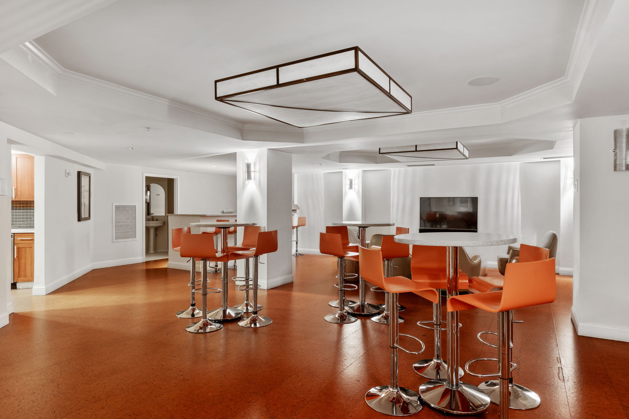 20 Chapel St, Longwood