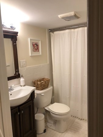 170 Marlborough St, Back Bay