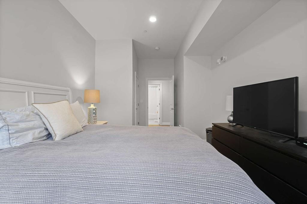 170 W Broadway, South Boston