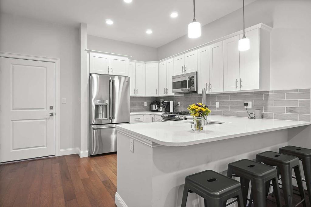 170 W Broadway, South Boston