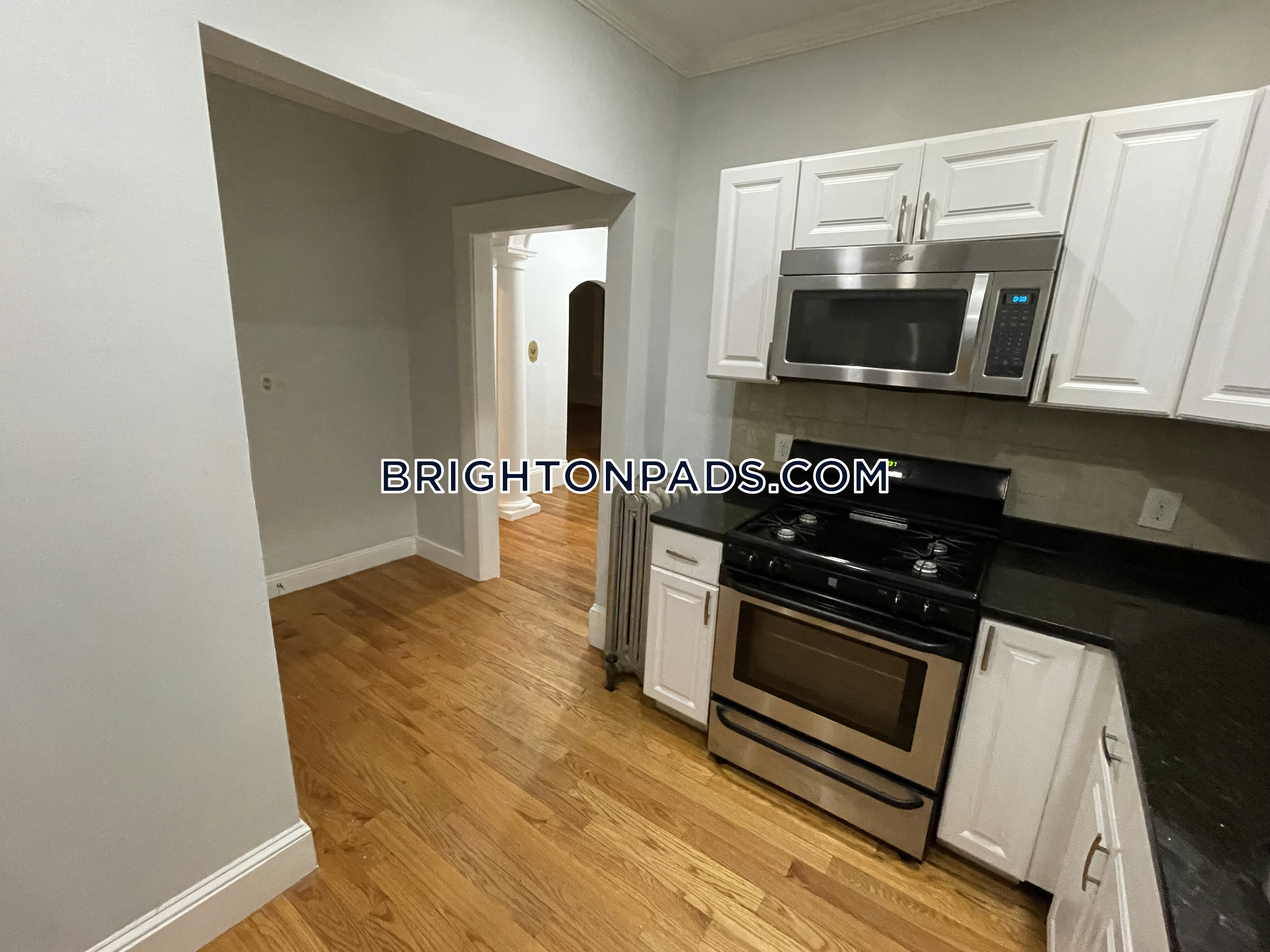 1789 Commonwealth Ave, Brighton