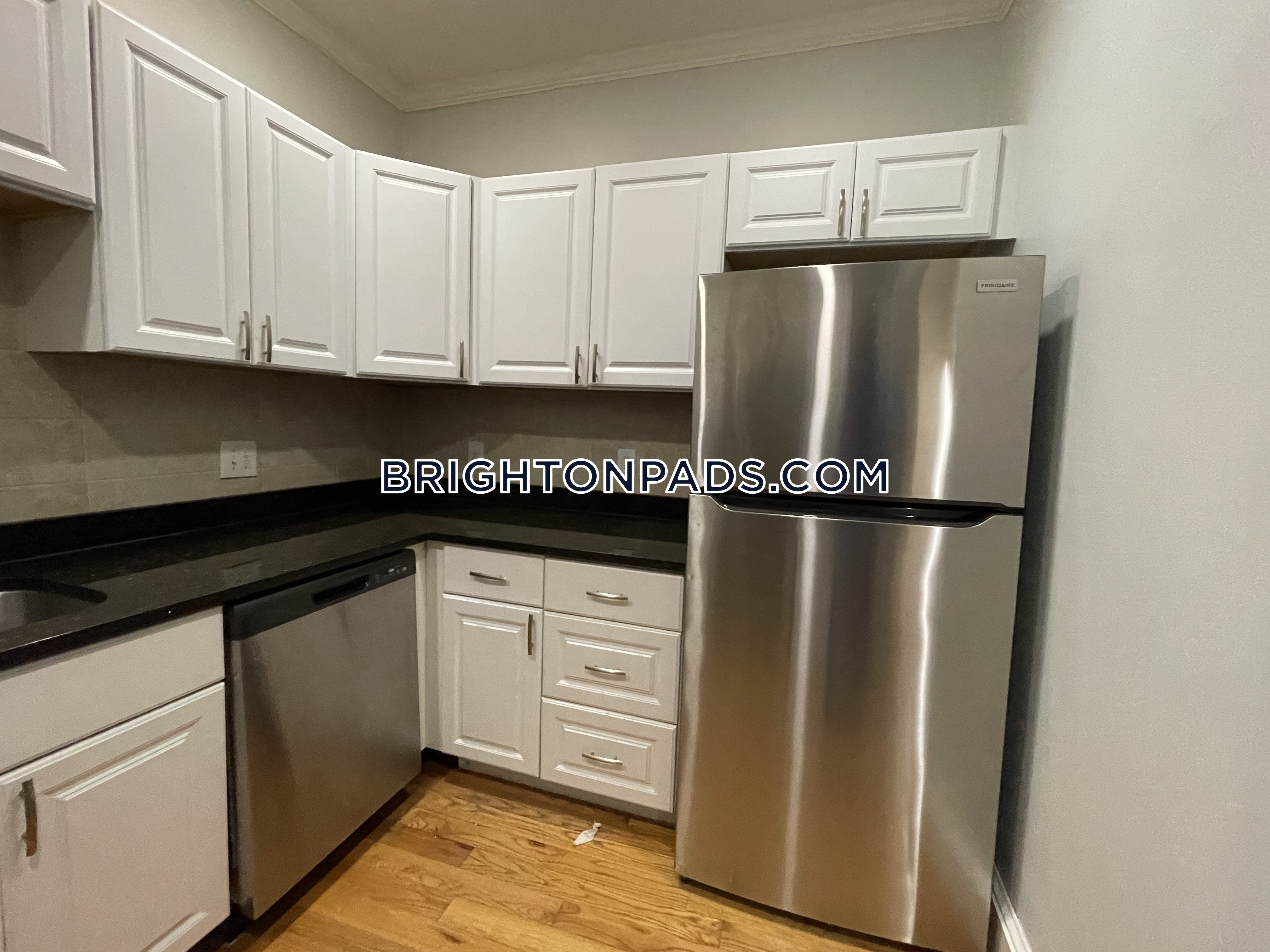 1789 Commonwealth Ave, Brighton