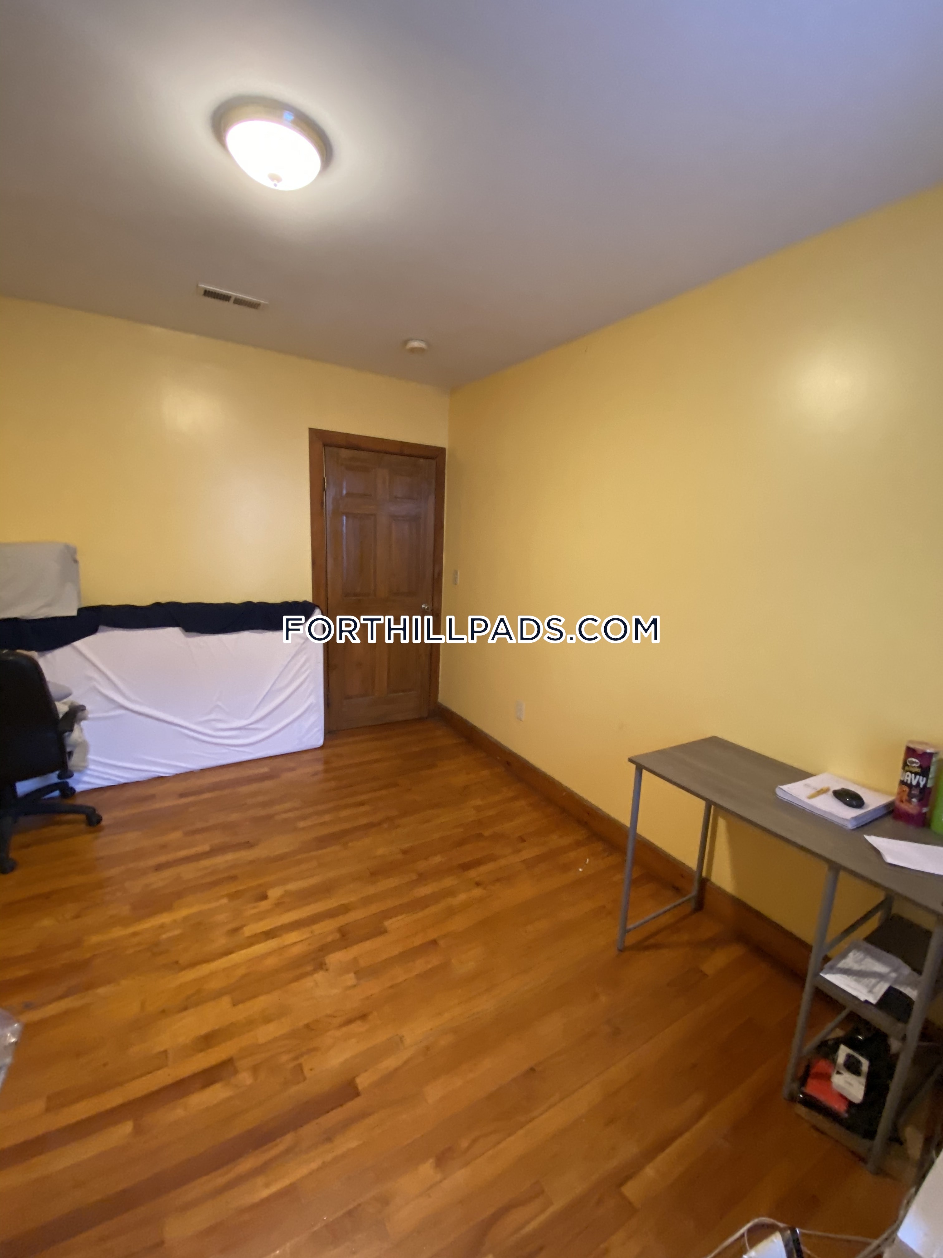 251 Highland St, Roxbury