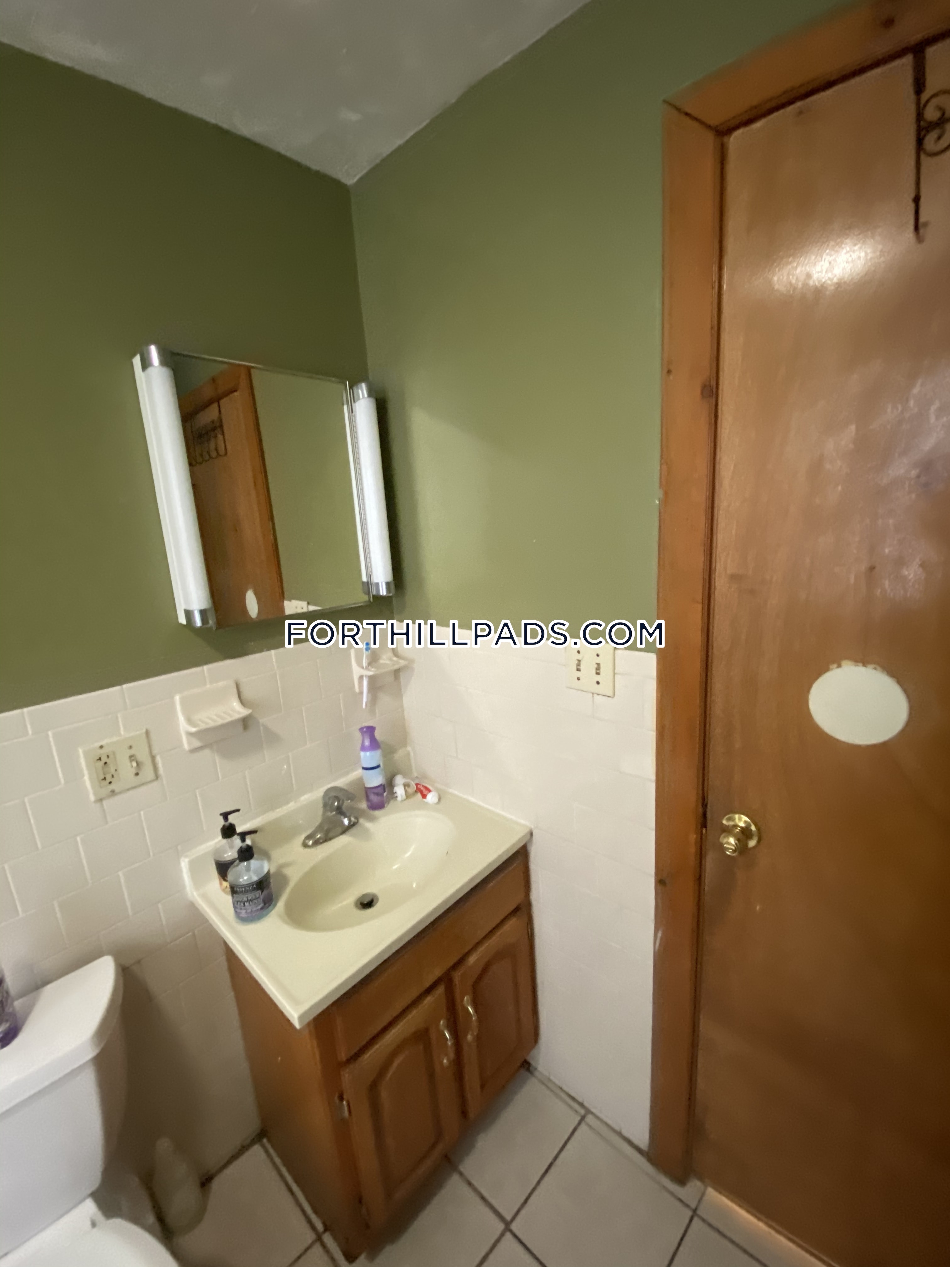 251 Highland St, Roxbury