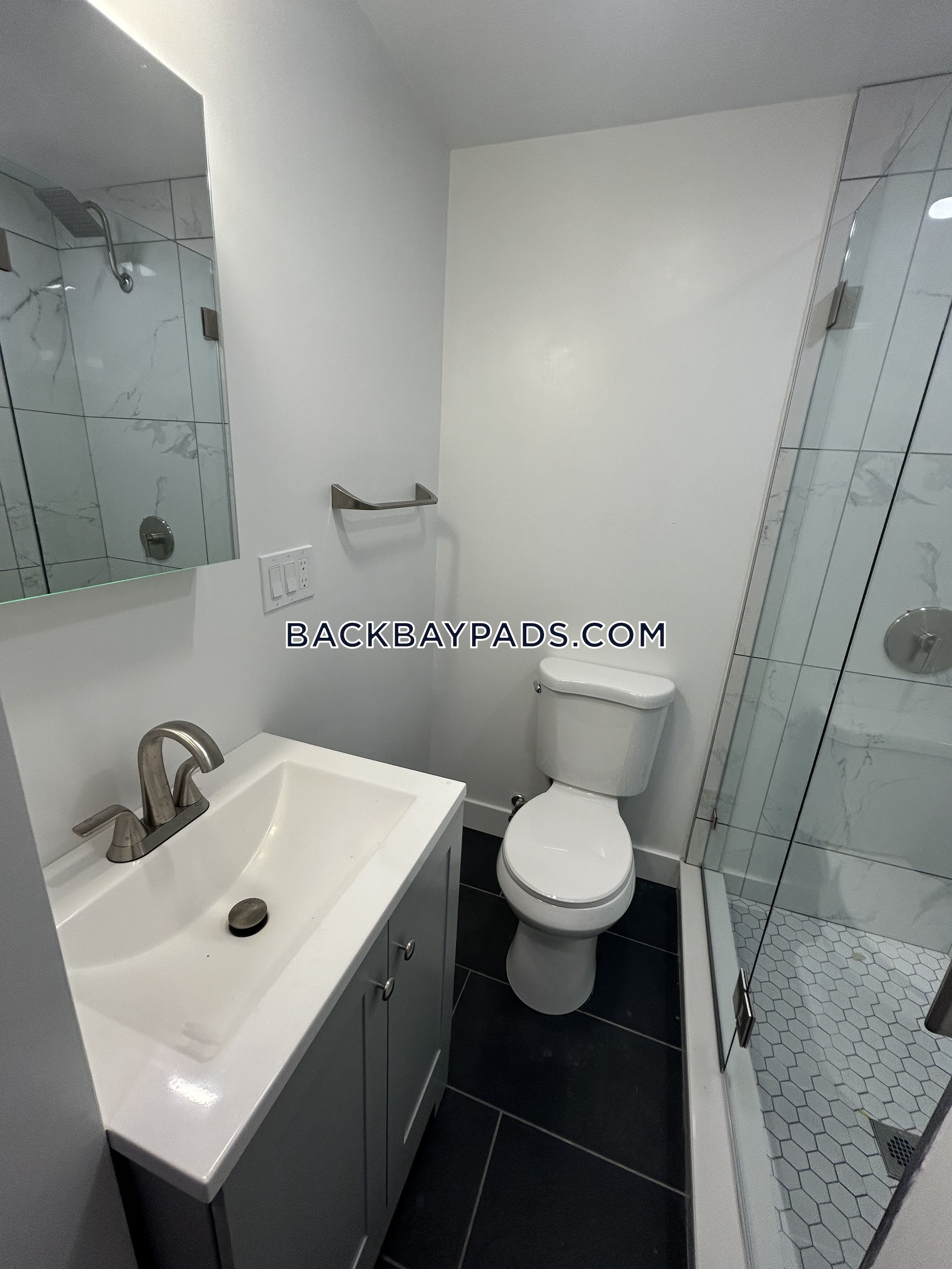 503 Beacon St, Back Bay