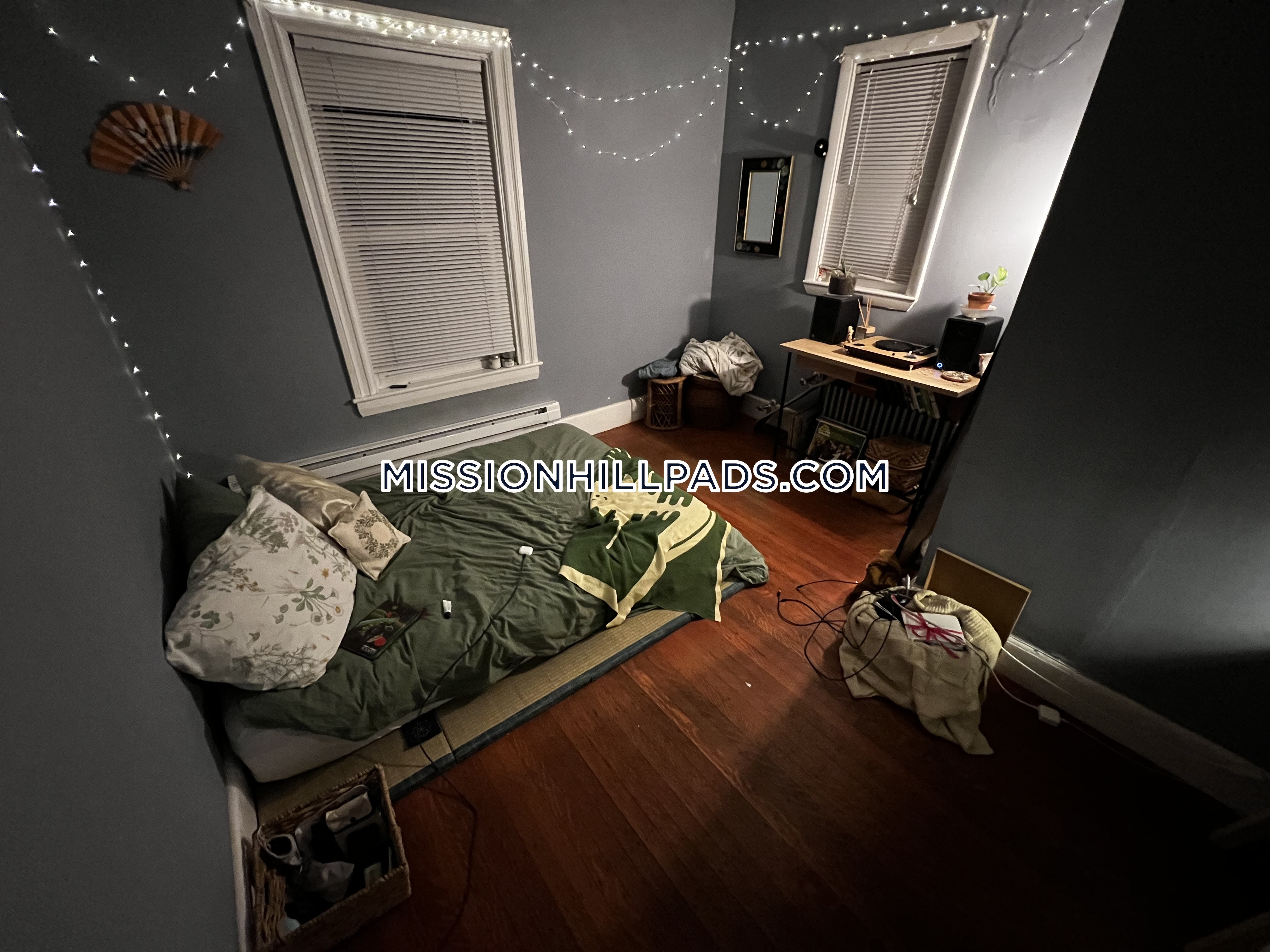 40 Hillside St, Mission Hill