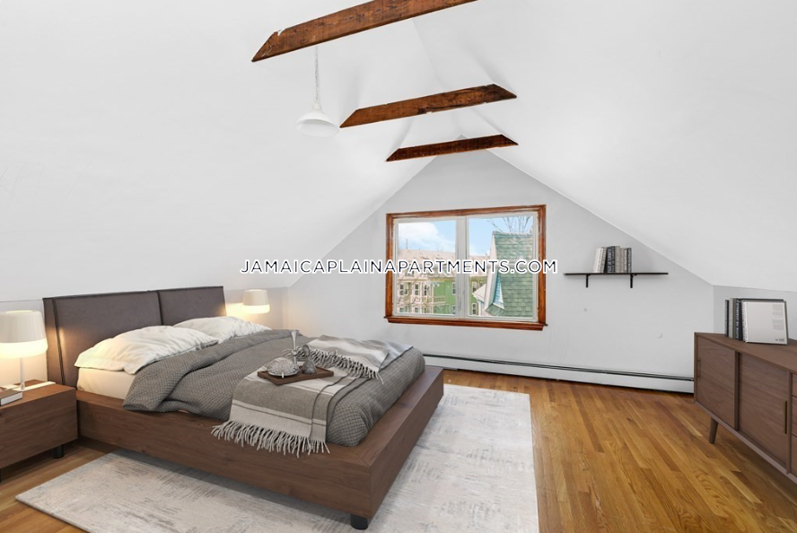 47 Creighton, Jamaica Plain