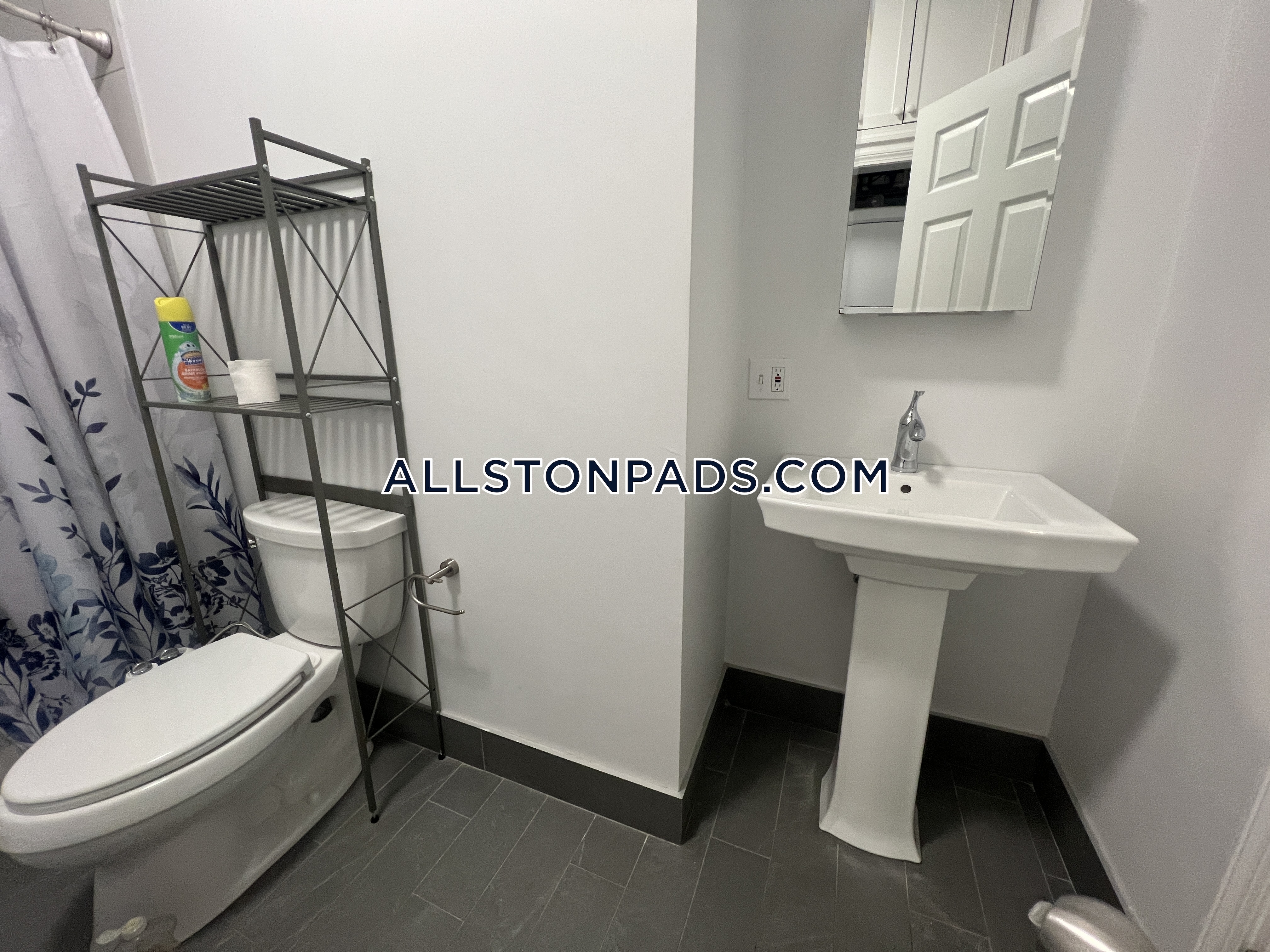 375 Cambridge St, Allston