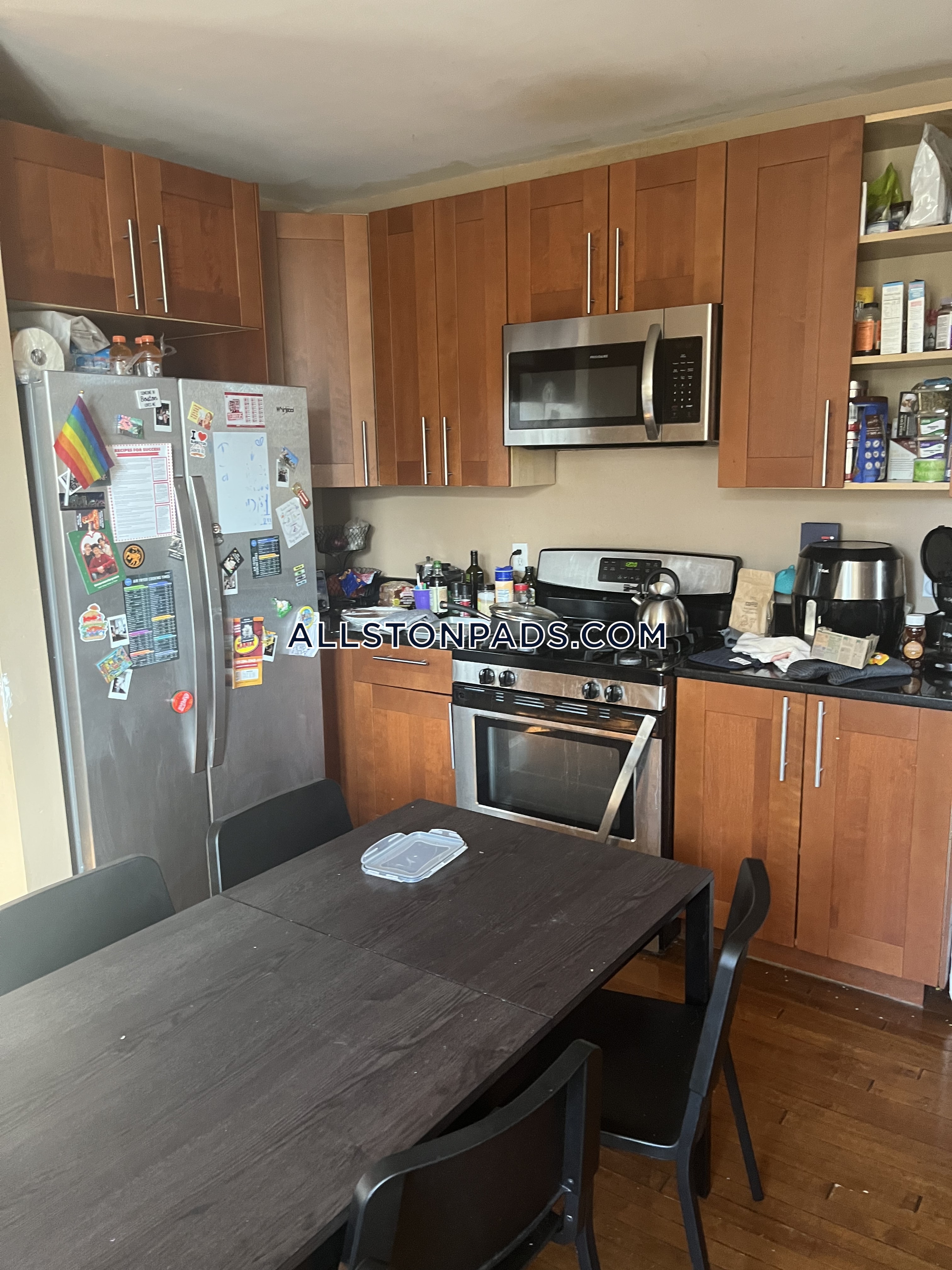 6 Glenville Ave, Allston