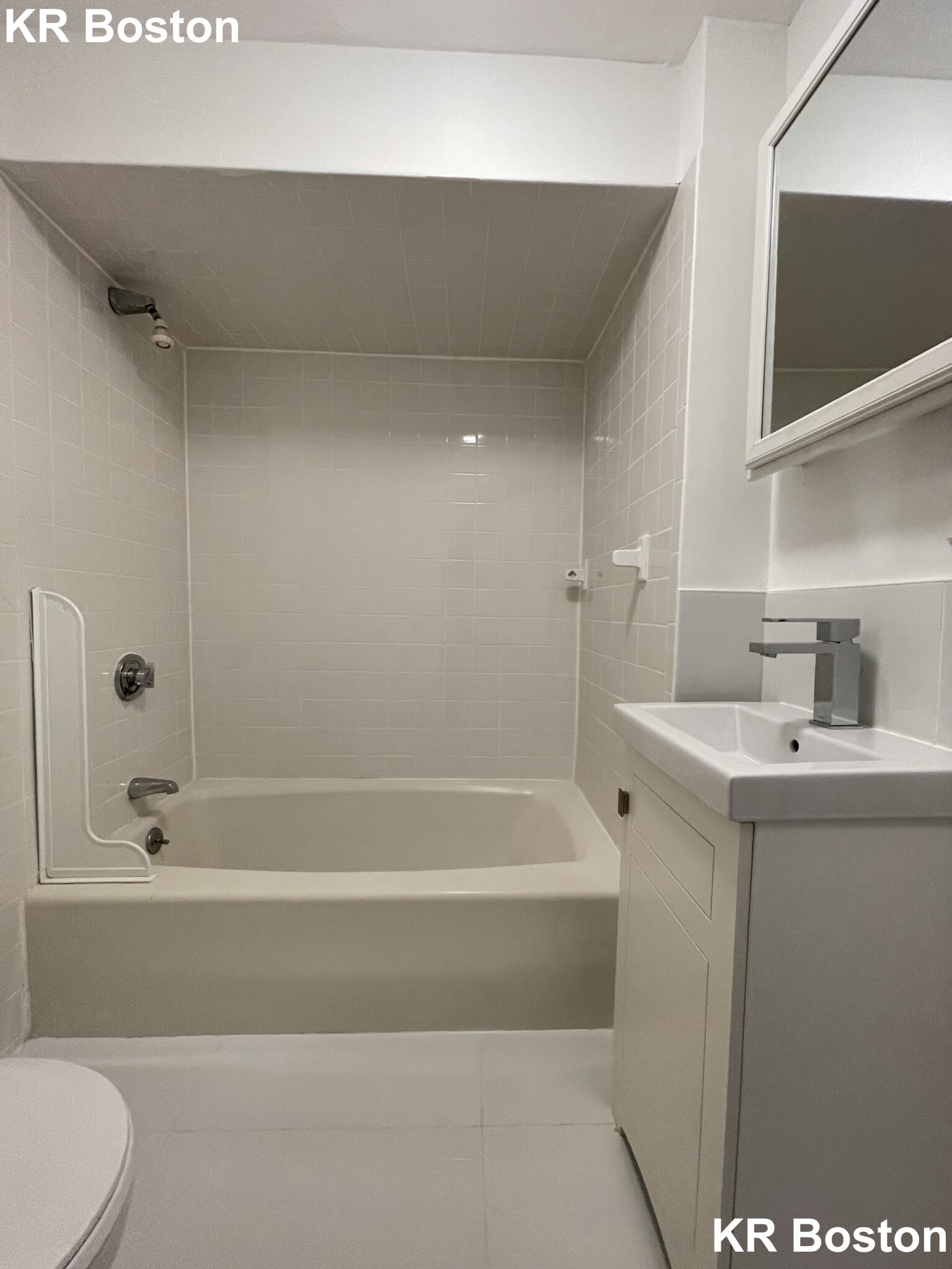 1706 Commonwealth Ave,, Brighton