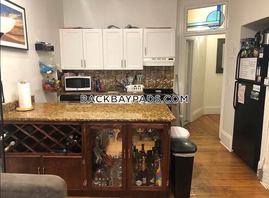 481 Beacon St, Back Bay