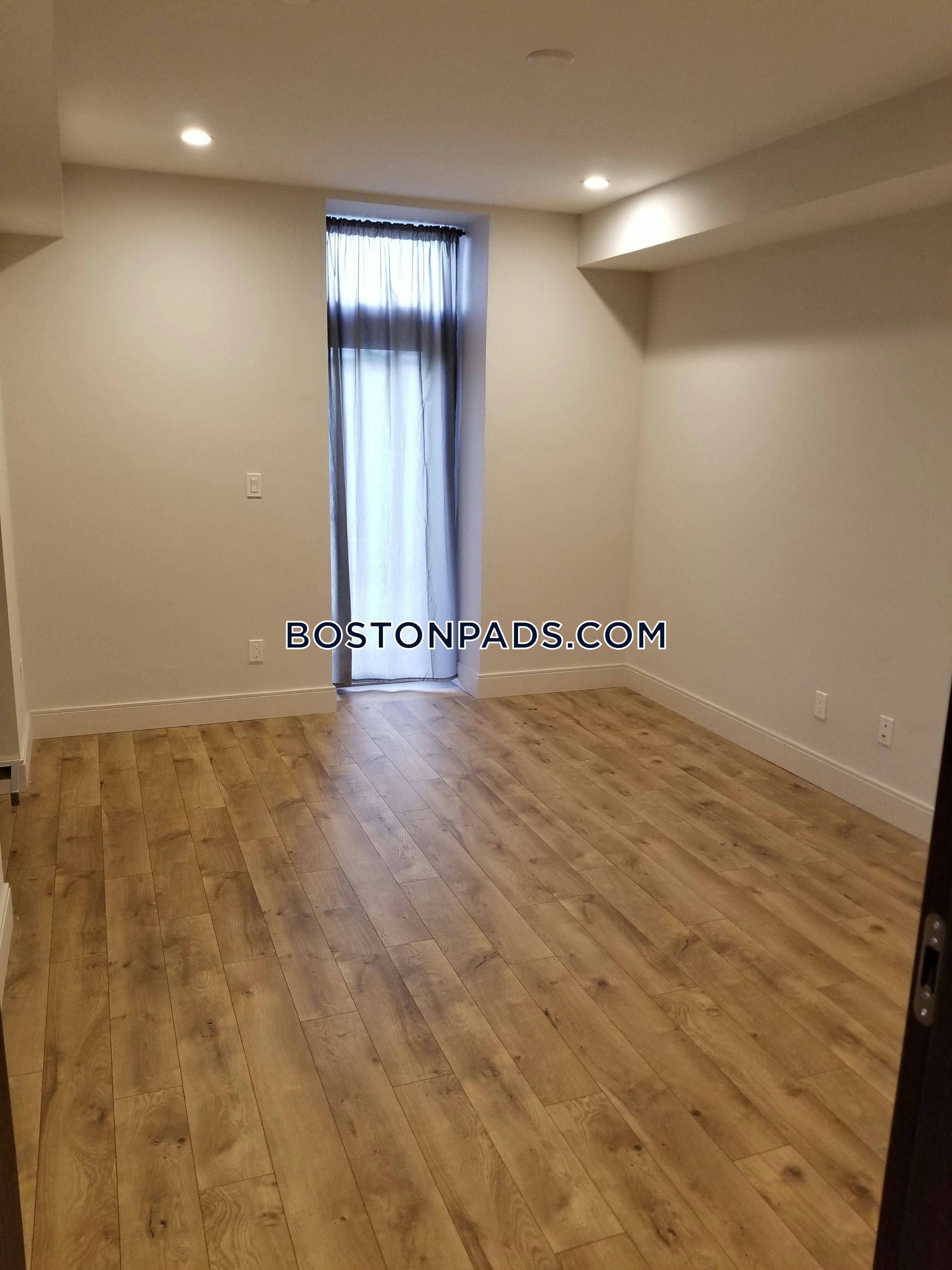 769 Dorchester, Dorchester